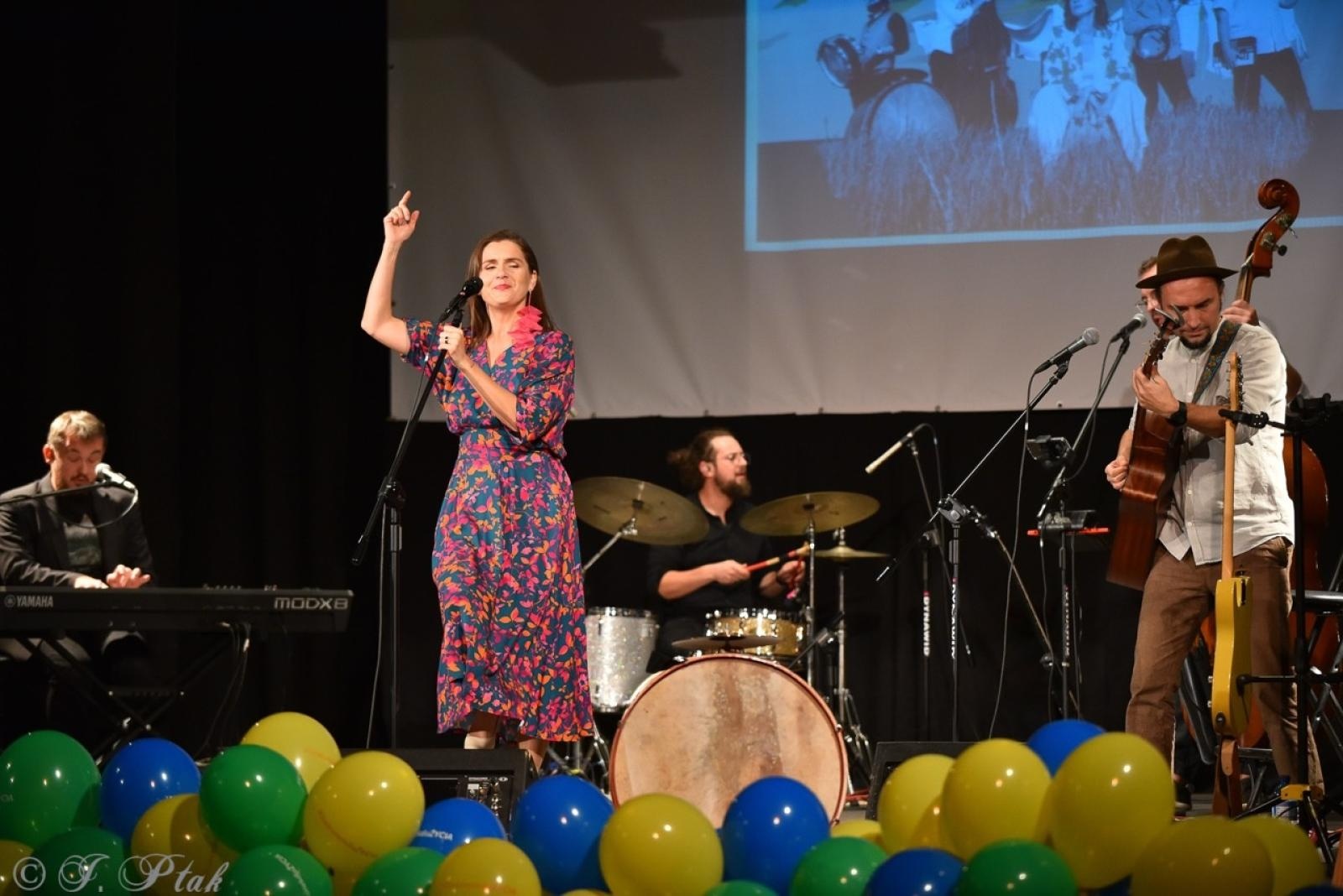 Zdjęcie w galerii na portalu naszraciborz.pl: Głosy dla hospicjum: koncert dobroczynny na rzecz Hospicjum św. Józefa w Raciborzu [FOTO i WIDEO] wiadomości z regionu
