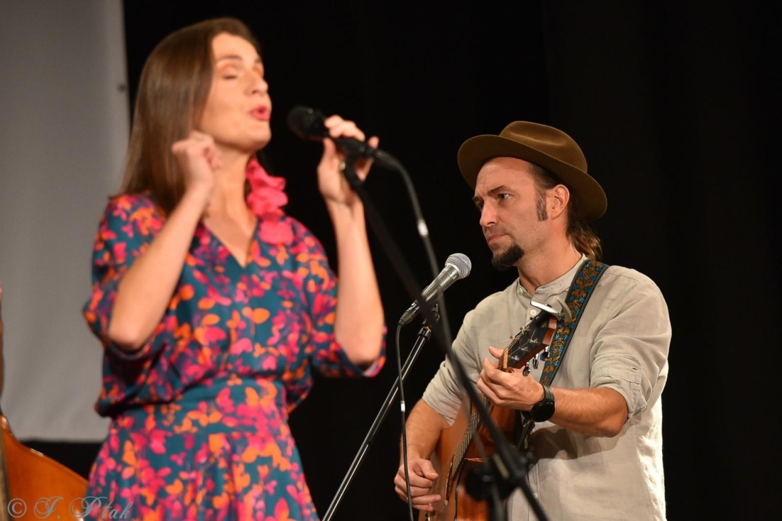 Zdjęcie w galerii na portalu naszraciborz.pl: Głosy dla hospicjum: koncert dobroczynny na rzecz Hospicjum św. Józefa w Raciborzu [FOTO i WIDEO] wiadomości z regionu