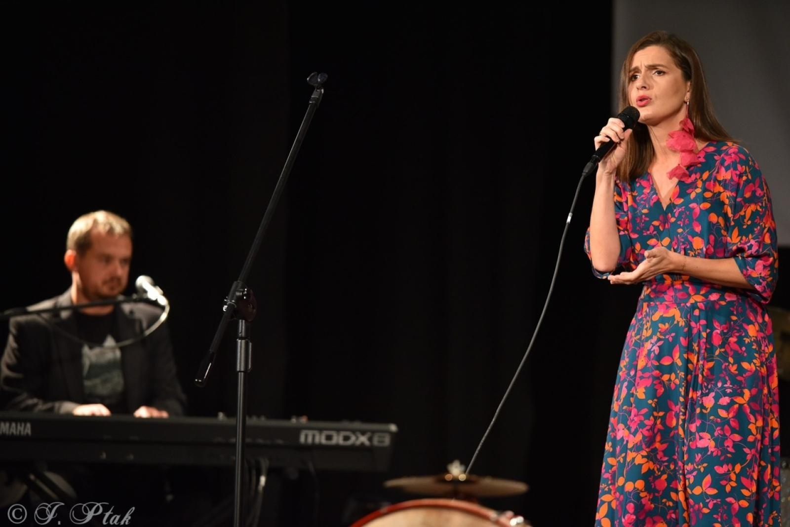 Zdjęcie w galerii na portalu naszraciborz.pl: Głosy dla hospicjum: koncert dobroczynny na rzecz Hospicjum św. Józefa w Raciborzu [FOTO i WIDEO] wiadomości z regionu