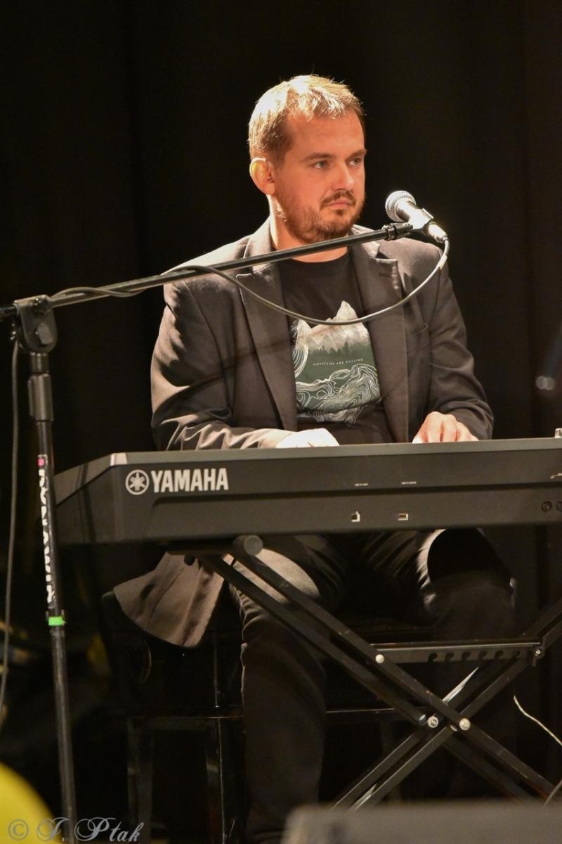 Zdjęcie w galerii na portalu naszraciborz.pl: Głosy dla hospicjum: koncert dobroczynny na rzecz Hospicjum św. Józefa w Raciborzu [FOTO i WIDEO] wiadomości z regionu