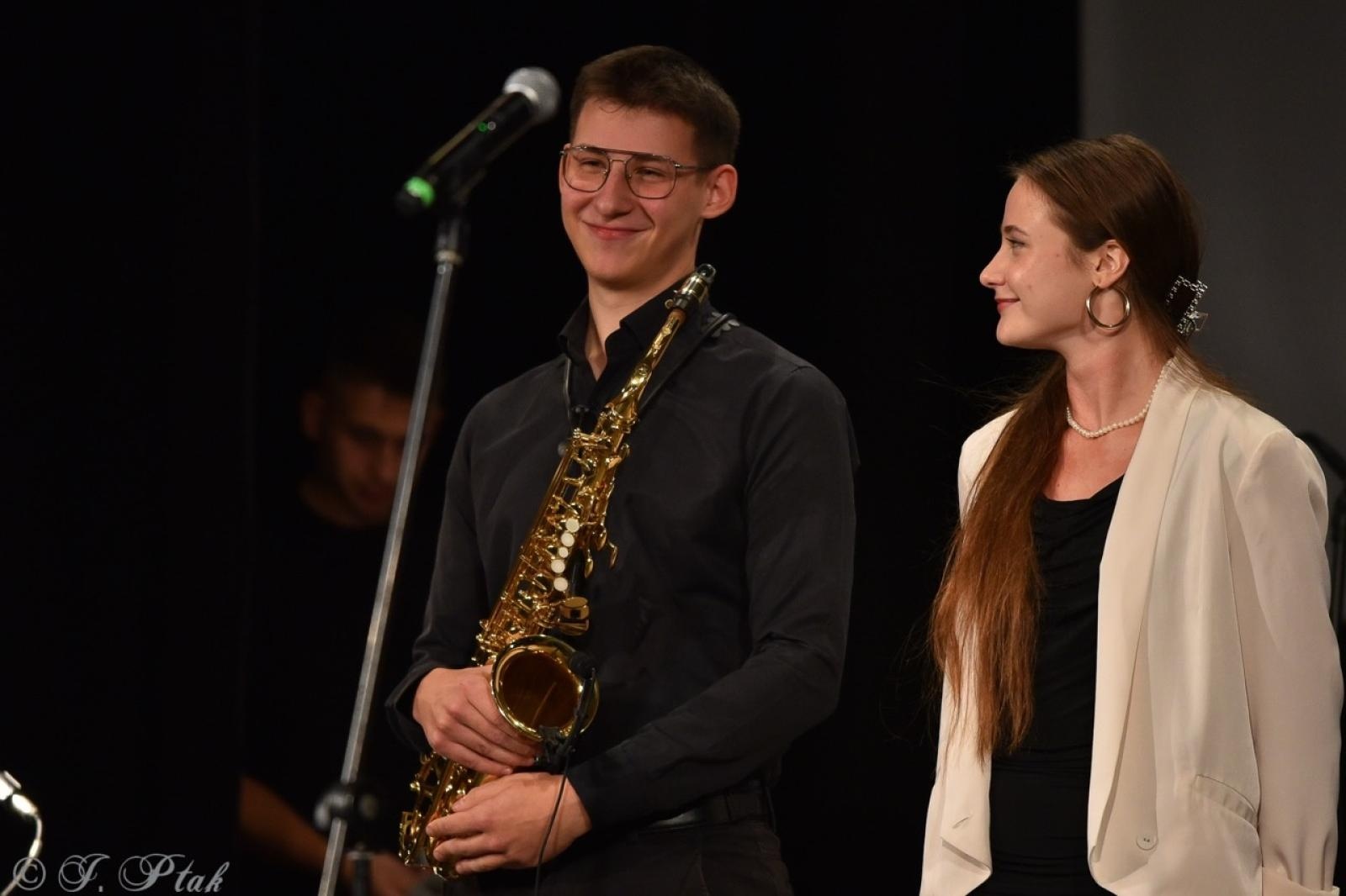 Zdjęcie w galerii na portalu naszraciborz.pl: Głosy dla hospicjum: koncert dobroczynny na rzecz Hospicjum św. Józefa w Raciborzu [FOTO i WIDEO] wiadomości z regionu