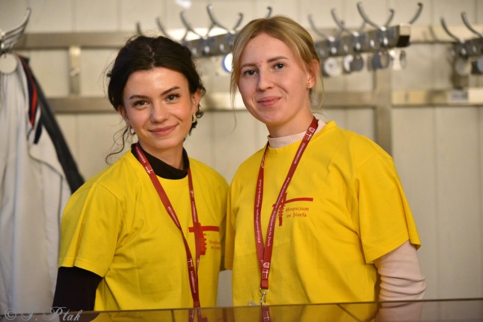 Zdjęcie w galerii na portalu naszraciborz.pl: Głosy dla hospicjum: koncert dobroczynny na rzecz Hospicjum św. Józefa w Raciborzu [FOTO i WIDEO] wiadomości z regionu