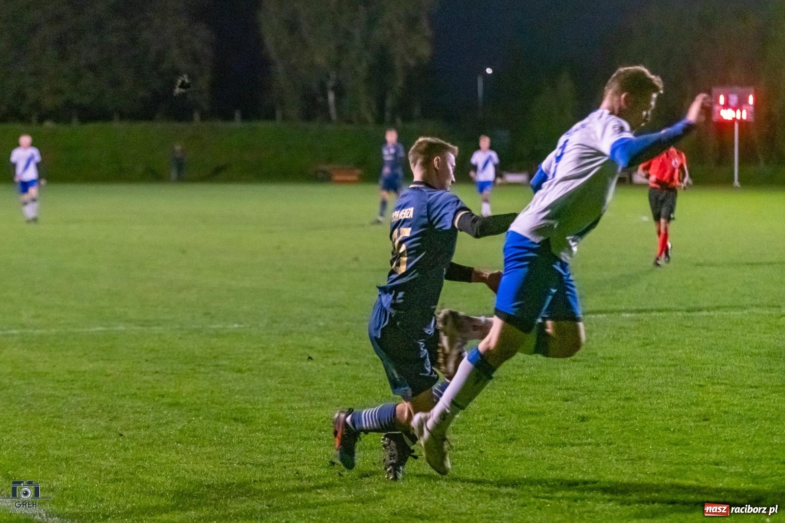Zdjęcie w galerii na portalu naszraciborz.pl: Historyczny wieczór przy Srebrnej. Unia Racibórz triumfuje w świetle reflektorów [FOTO] wiadomości z regionu