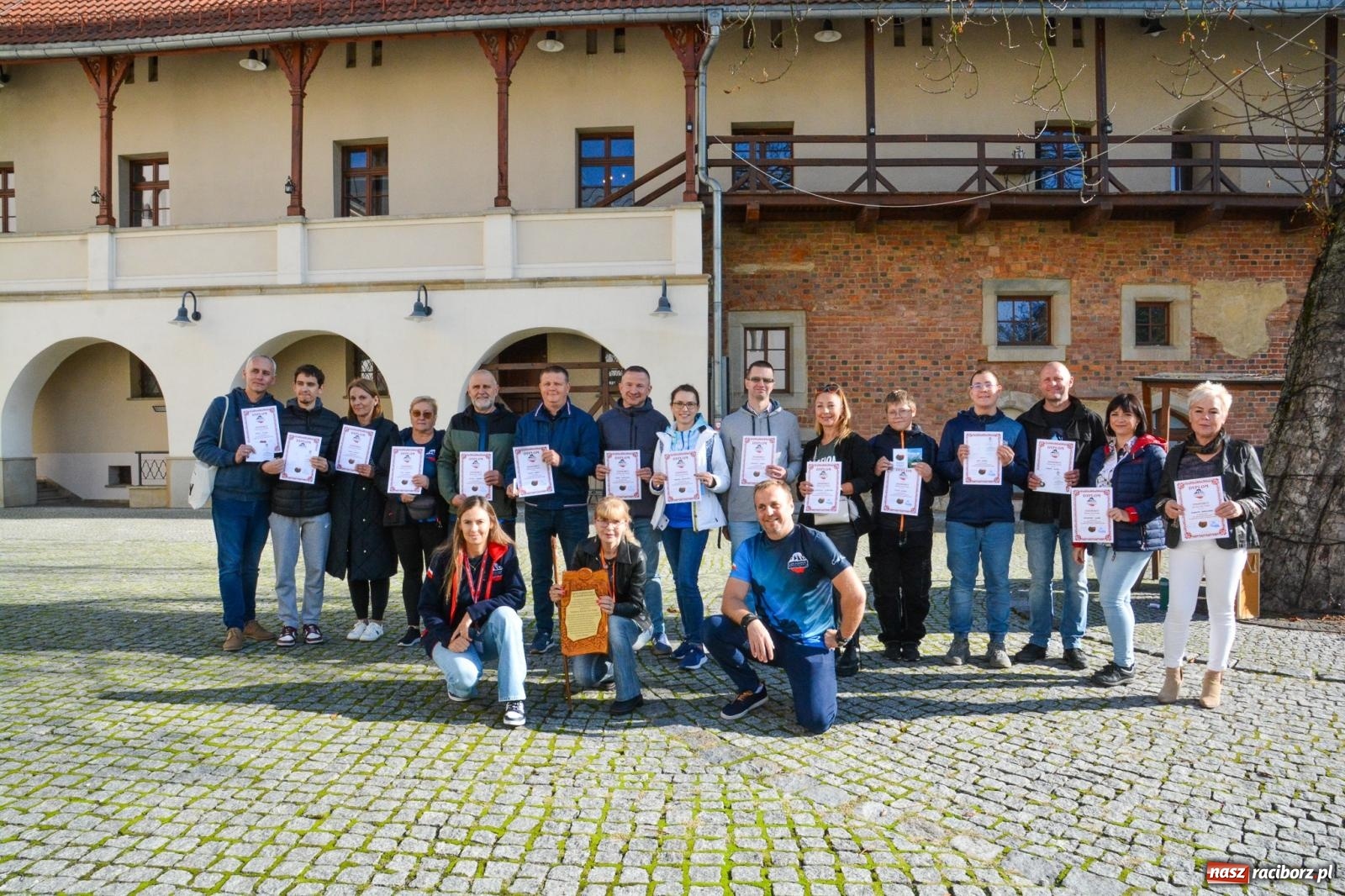 Zdjęcie w galerii na portalu naszraciborz.pl: Klub Zdobywców Korony Gór Polski zawitał na raciborski zamek [FOTO i WIDEO] wiadomości z regionu