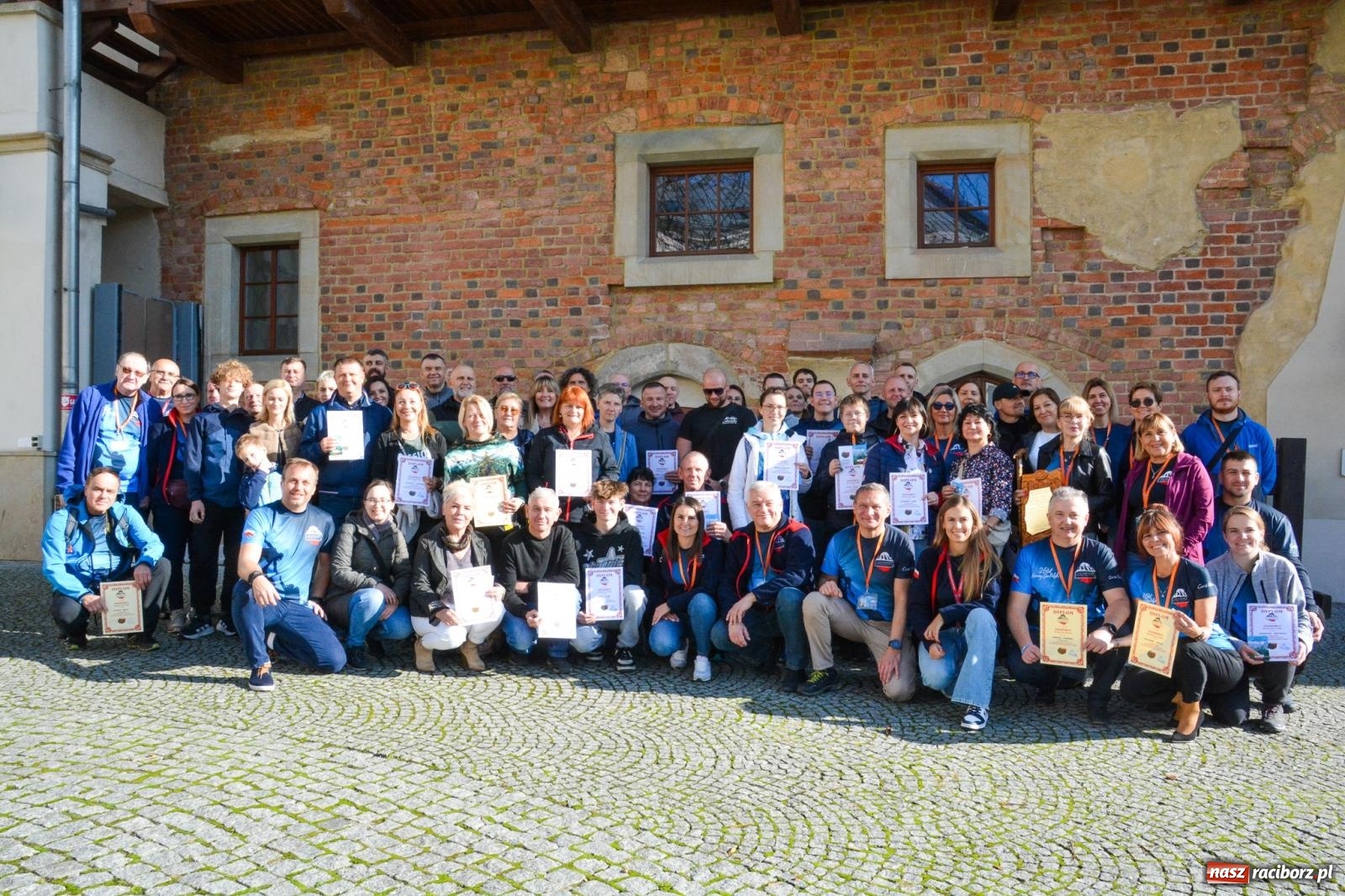Zdjęcie w galerii na portalu naszraciborz.pl: Klub Zdobywców Korony Gór Polski zawitał na raciborski zamek [FOTO i WIDEO] wiadomości z regionu