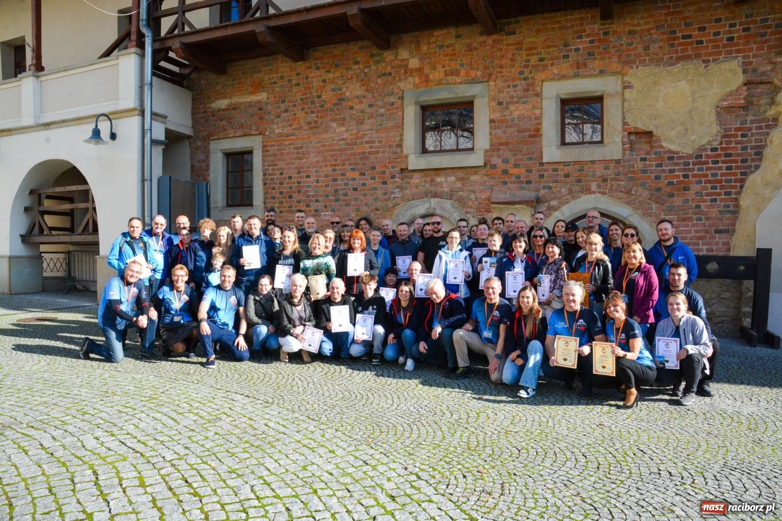 Zdjęcie w galerii na portalu naszraciborz.pl: Klub Zdobywców Korony Gór Polski zawitał na raciborski zamek [FOTO i WIDEO] wiadomości z regionu