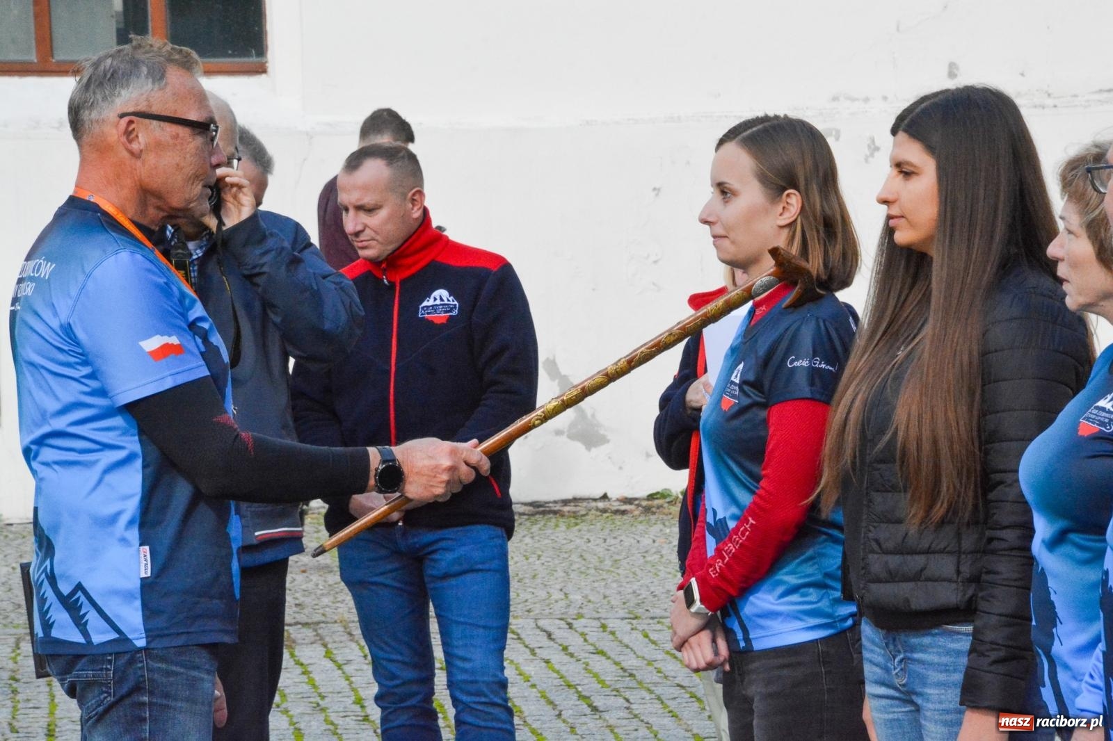 Zdjęcie w galerii na portalu naszraciborz.pl: Klub Zdobywców Korony Gór Polski zawitał na raciborski zamek [FOTO i WIDEO] wiadomości z regionu