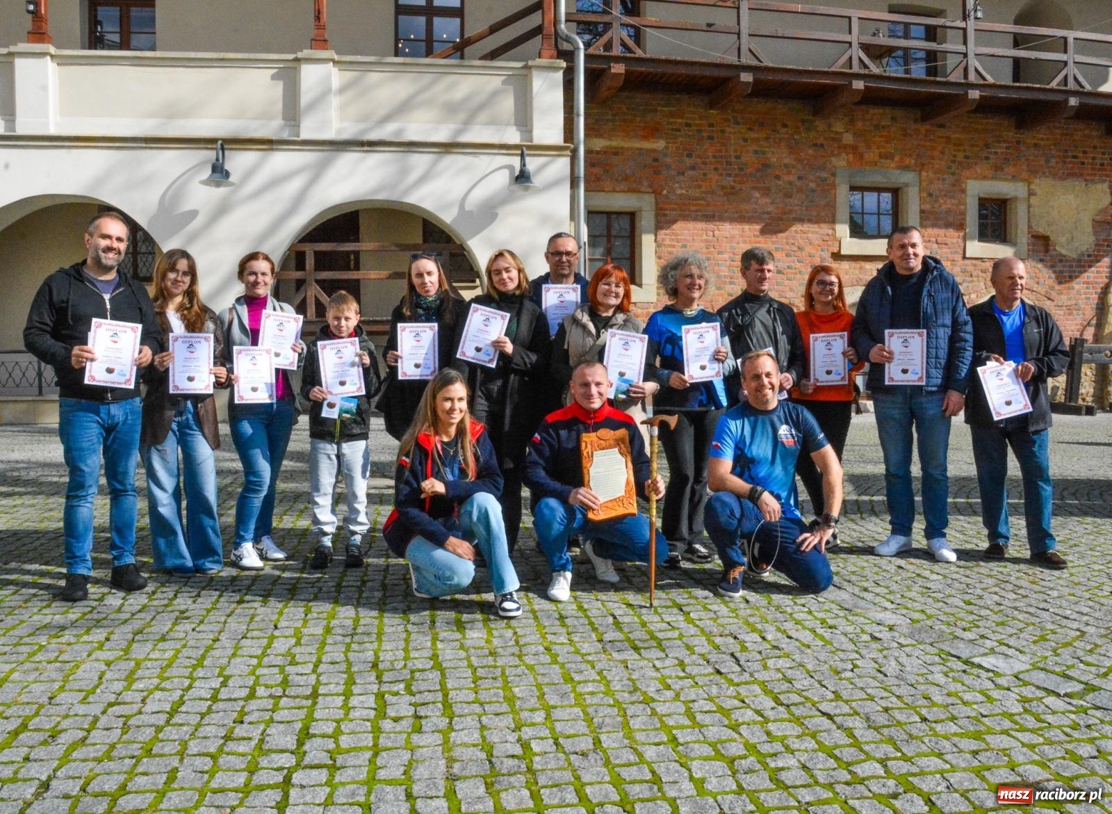 Zdjęcie w galerii na portalu naszraciborz.pl: Klub Zdobywców Korony Gór Polski zawitał na raciborski zamek [FOTO i WIDEO] wiadomości z regionu