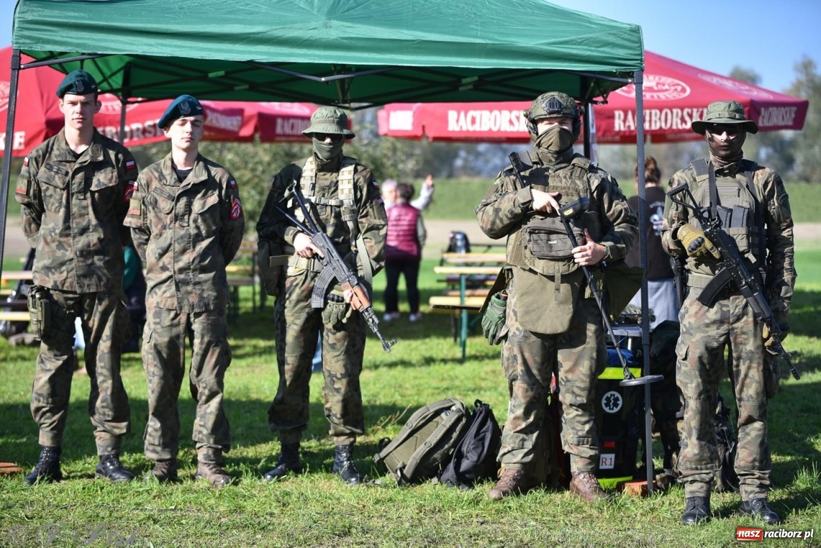 Zdjęcie w galerii na portalu naszraciborz.pl: Hubertus na Huzarskiej na bis – nie tylko tradycja, ale i pomoc dla Amelki [FOTO] wiadomości z regionu