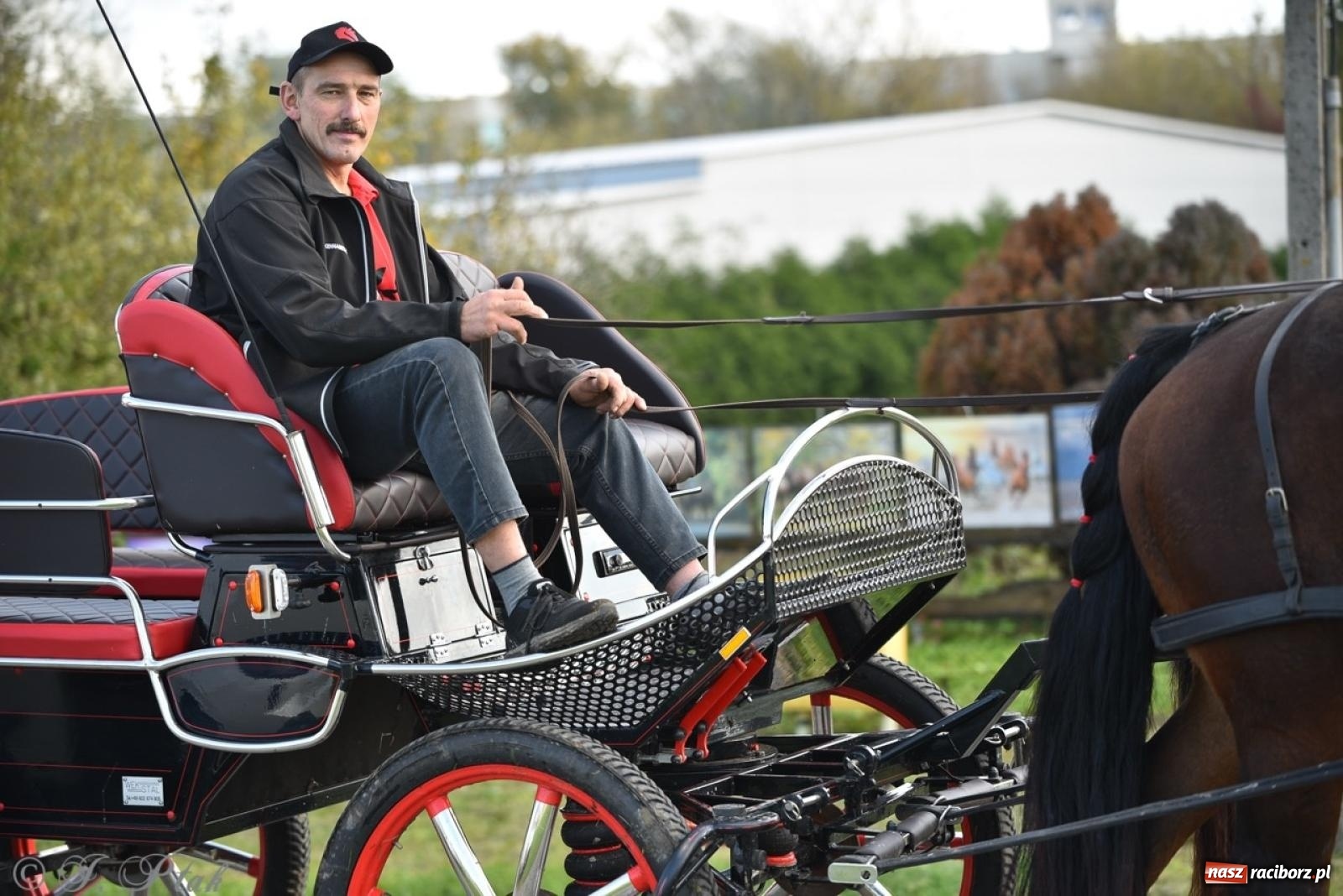 Zdjęcie w galerii na portalu naszraciborz.pl: Hubertus na Huzarskiej na bis – nie tylko tradycja, ale i pomoc dla Amelki [FOTO] wiadomości z regionu