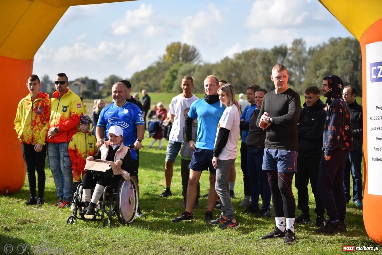 Zdjęcie w galerii na portalu naszraciborz.pl: Hubertus na Huzarskiej na bis – nie tylko tradycja, ale i pomoc dla Amelki [FOTO] wiadomości z regionu