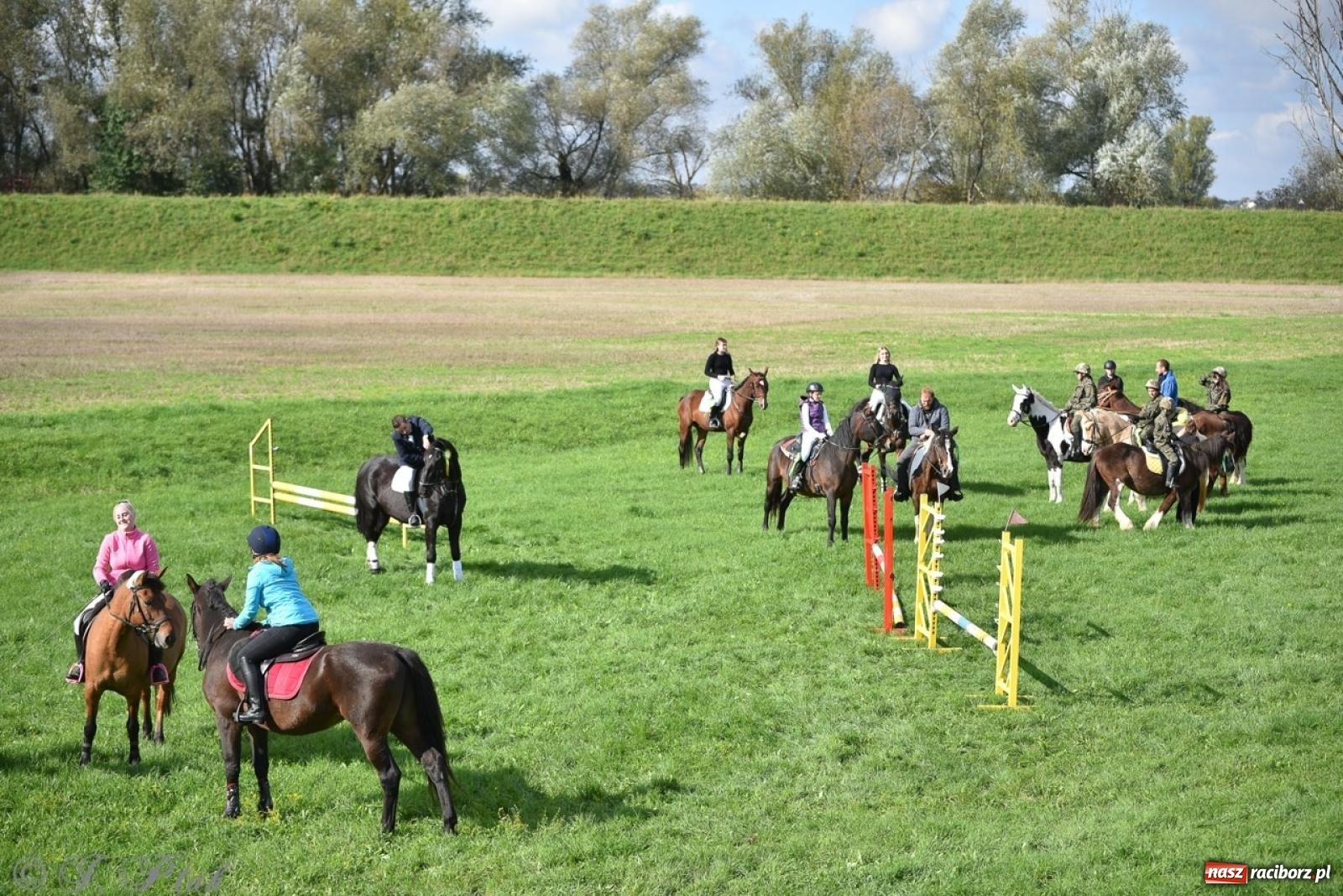 Zdjęcie w galerii na portalu naszraciborz.pl: Hubertus na Huzarskiej na bis – nie tylko tradycja, ale i pomoc dla Amelki [FOTO] wiadomości z regionu