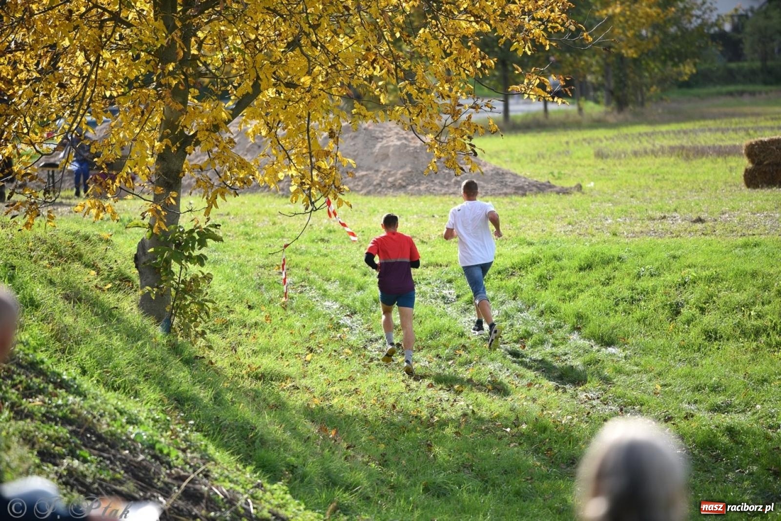 Zdjęcie w galerii na portalu naszraciborz.pl: Hubertus na Huzarskiej na bis – nie tylko tradycja, ale i pomoc dla Amelki [FOTO] wiadomości z regionu