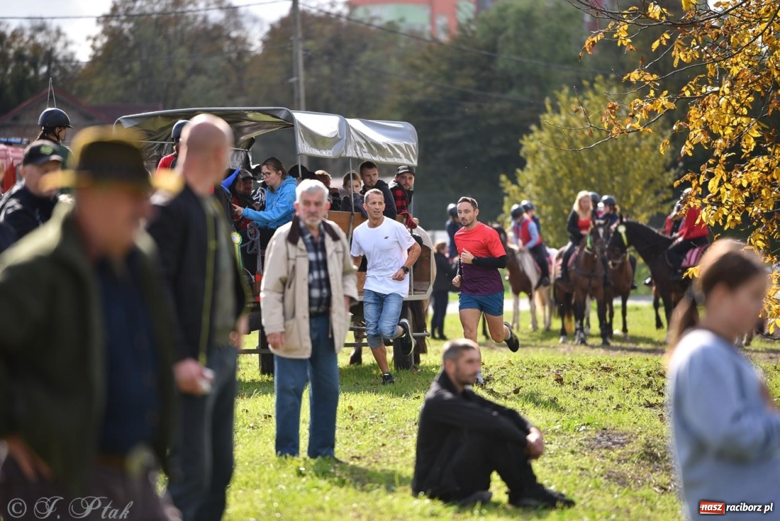 Zdjęcie w galerii na portalu naszraciborz.pl: Hubertus na Huzarskiej na bis – nie tylko tradycja, ale i pomoc dla Amelki [FOTO] wiadomości z regionu