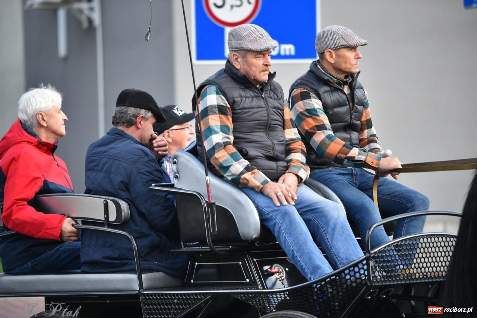 Zdjęcie w galerii na portalu naszraciborz.pl: Hubertus na Huzarskiej na bis – nie tylko tradycja, ale i pomoc dla Amelki [FOTO] wiadomości z regionu