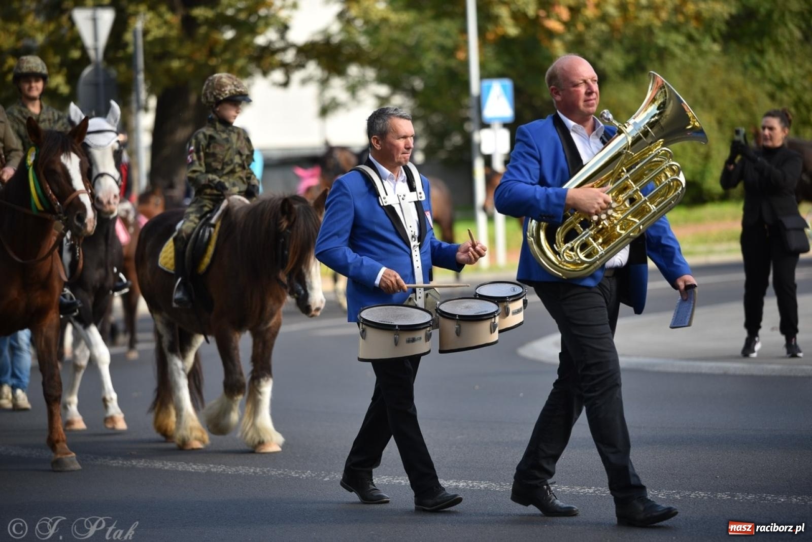 Zdjęcie w galerii na portalu naszraciborz.pl: Hubertus na Huzarskiej na bis – nie tylko tradycja, ale i pomoc dla Amelki [FOTO] wiadomości z regionu