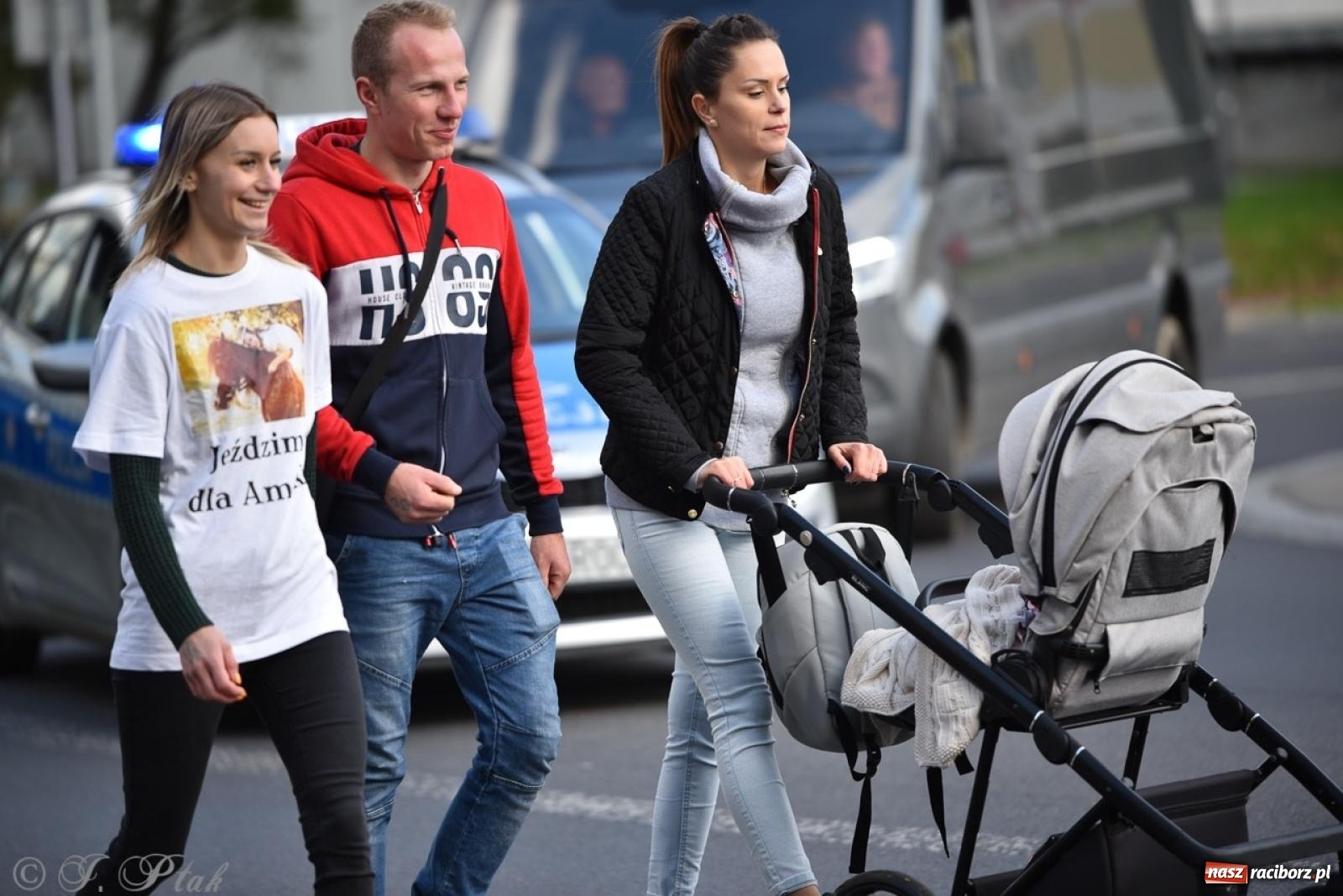 Zdjęcie w galerii na portalu naszraciborz.pl: Hubertus na Huzarskiej na bis – nie tylko tradycja, ale i pomoc dla Amelki [FOTO] wiadomości z regionu