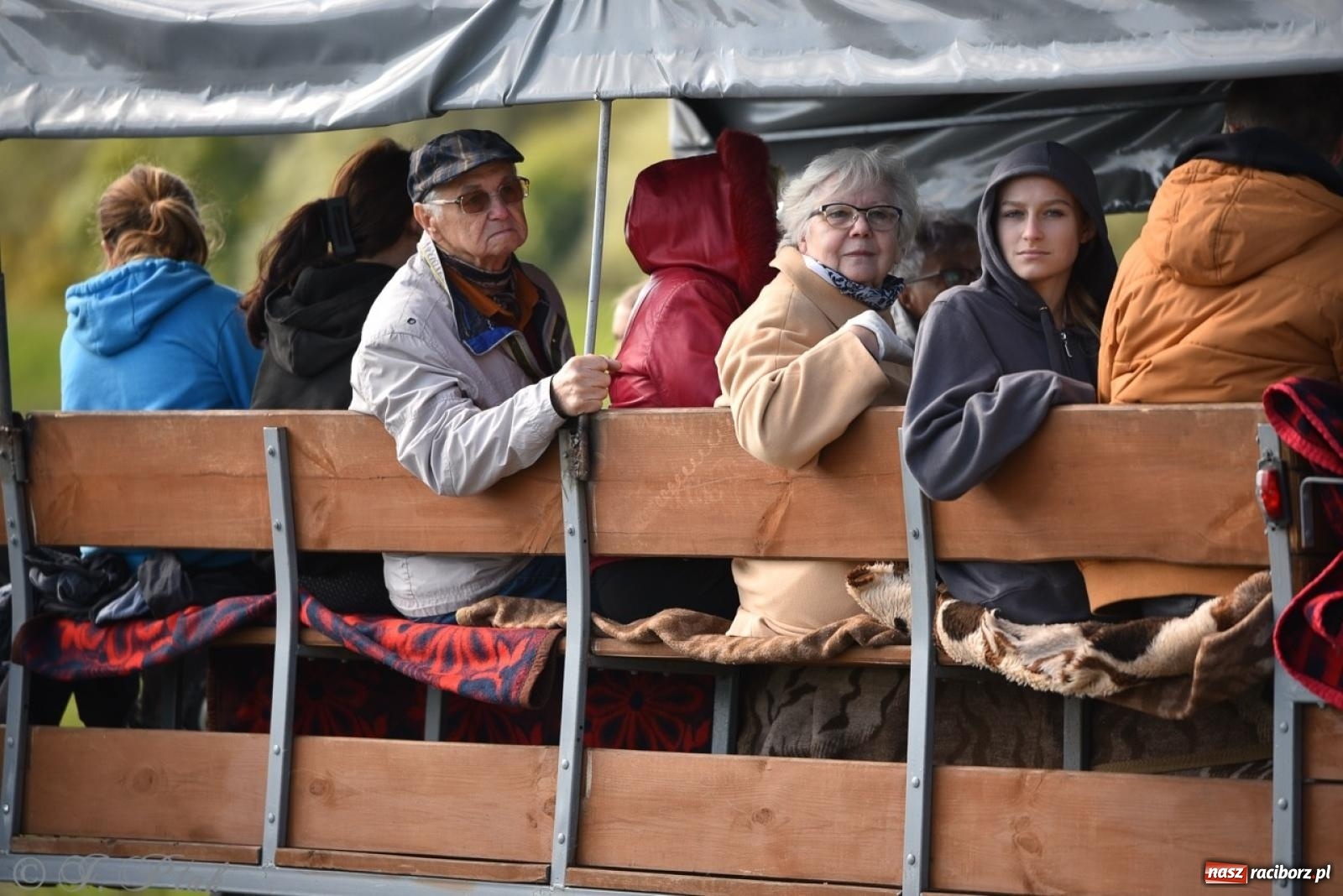 Zdjęcie w galerii na portalu naszraciborz.pl: Hubertus na Huzarskiej na bis – nie tylko tradycja, ale i pomoc dla Amelki [FOTO] wiadomości z regionu