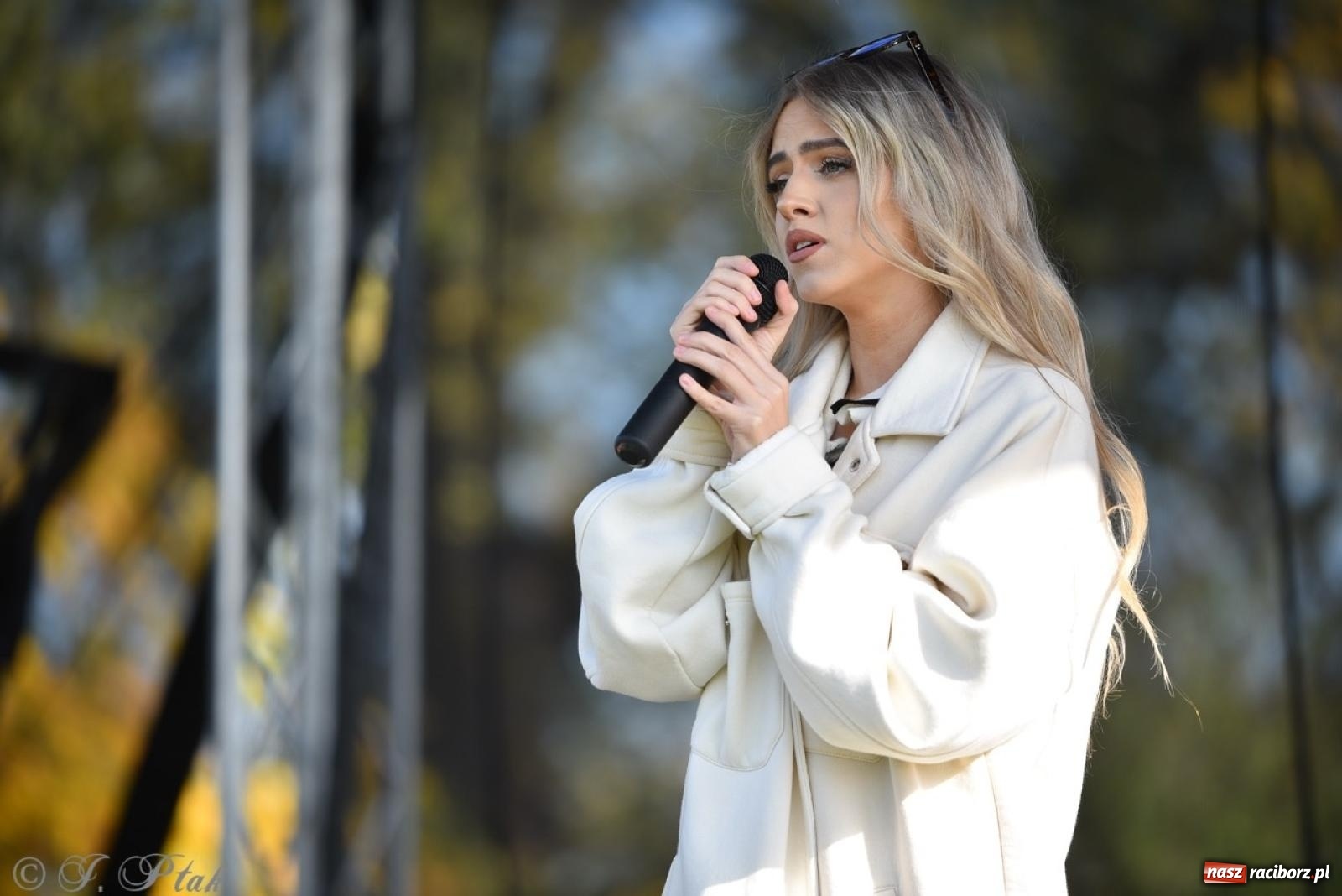 Zdjęcie w galerii na portalu naszraciborz.pl: Hubertus na Huzarskiej na bis – nie tylko tradycja, ale i pomoc dla Amelki [FOTO] wiadomości z regionu