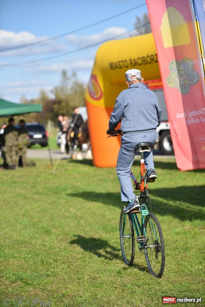 Zdjęcie w galerii na portalu naszraciborz.pl: Hubertus na Huzarskiej na bis – nie tylko tradycja, ale i pomoc dla Amelki [FOTO] wiadomości z regionu