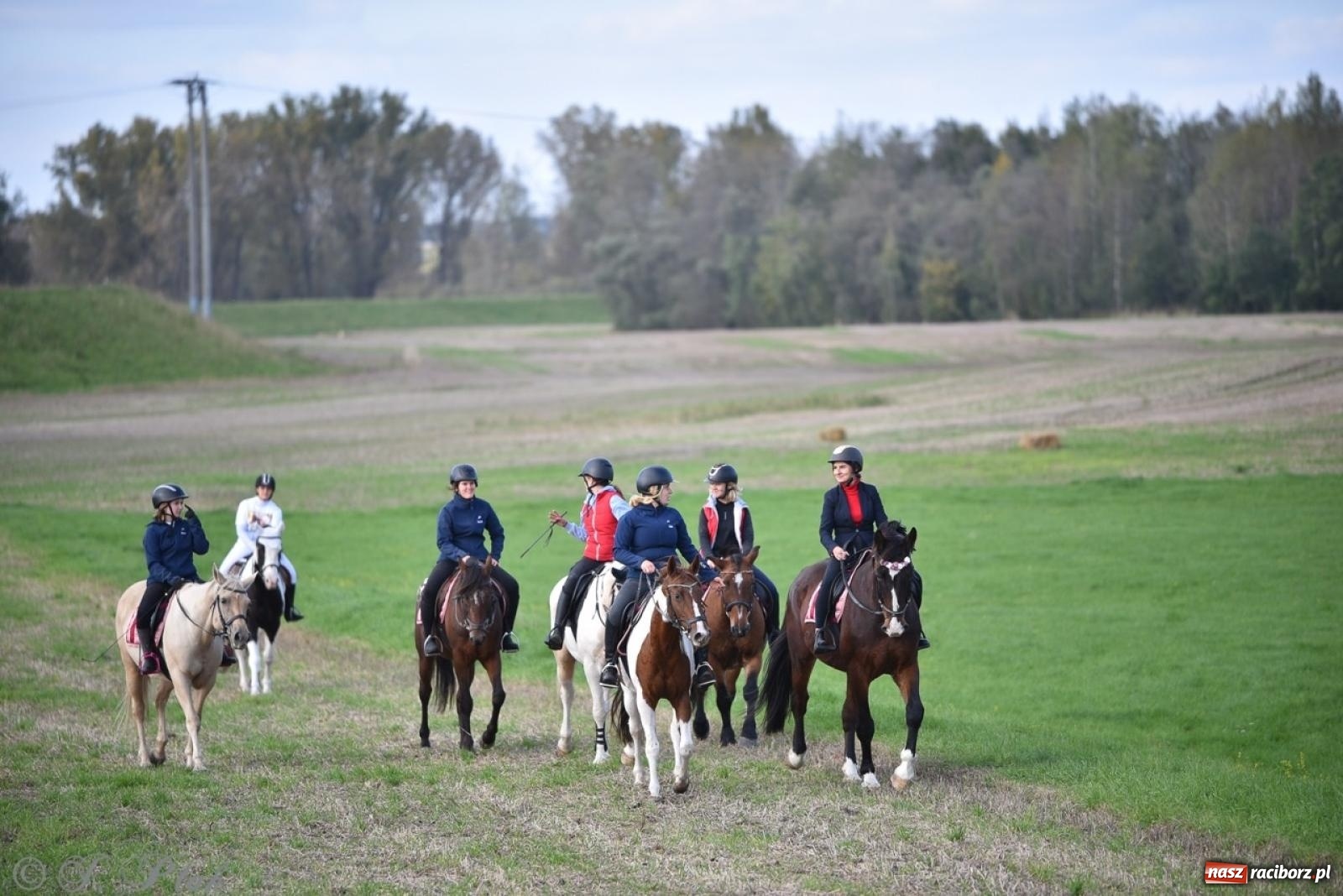 Zdjęcie w galerii na portalu naszraciborz.pl: Hubertus na Huzarskiej na bis – nie tylko tradycja, ale i pomoc dla Amelki [FOTO] wiadomości z regionu