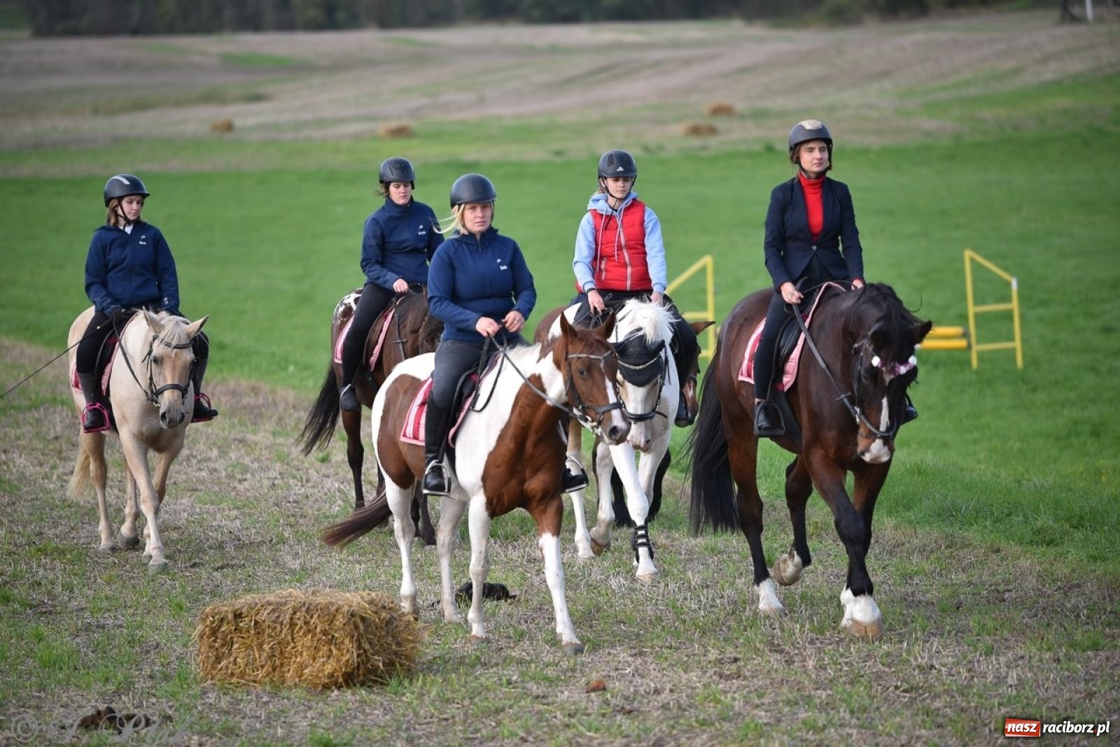 Zdjęcie w galerii na portalu naszraciborz.pl: Hubertus na Huzarskiej na bis – nie tylko tradycja, ale i pomoc dla Amelki [FOTO] wiadomości z regionu