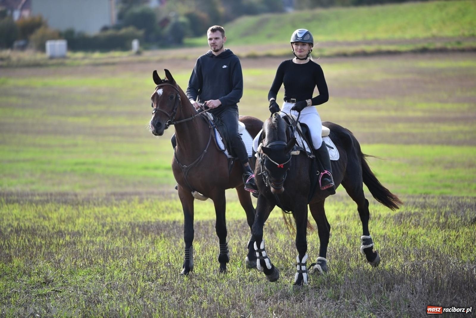 Zdjęcie w galerii na portalu naszraciborz.pl: Hubertus na Huzarskiej na bis – nie tylko tradycja, ale i pomoc dla Amelki [FOTO] wiadomości z regionu
