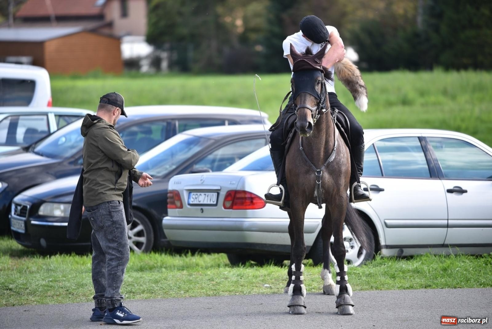 Zdjęcie w galerii na portalu naszraciborz.pl: Hubertus na Huzarskiej na bis – nie tylko tradycja, ale i pomoc dla Amelki [FOTO] wiadomości z regionu