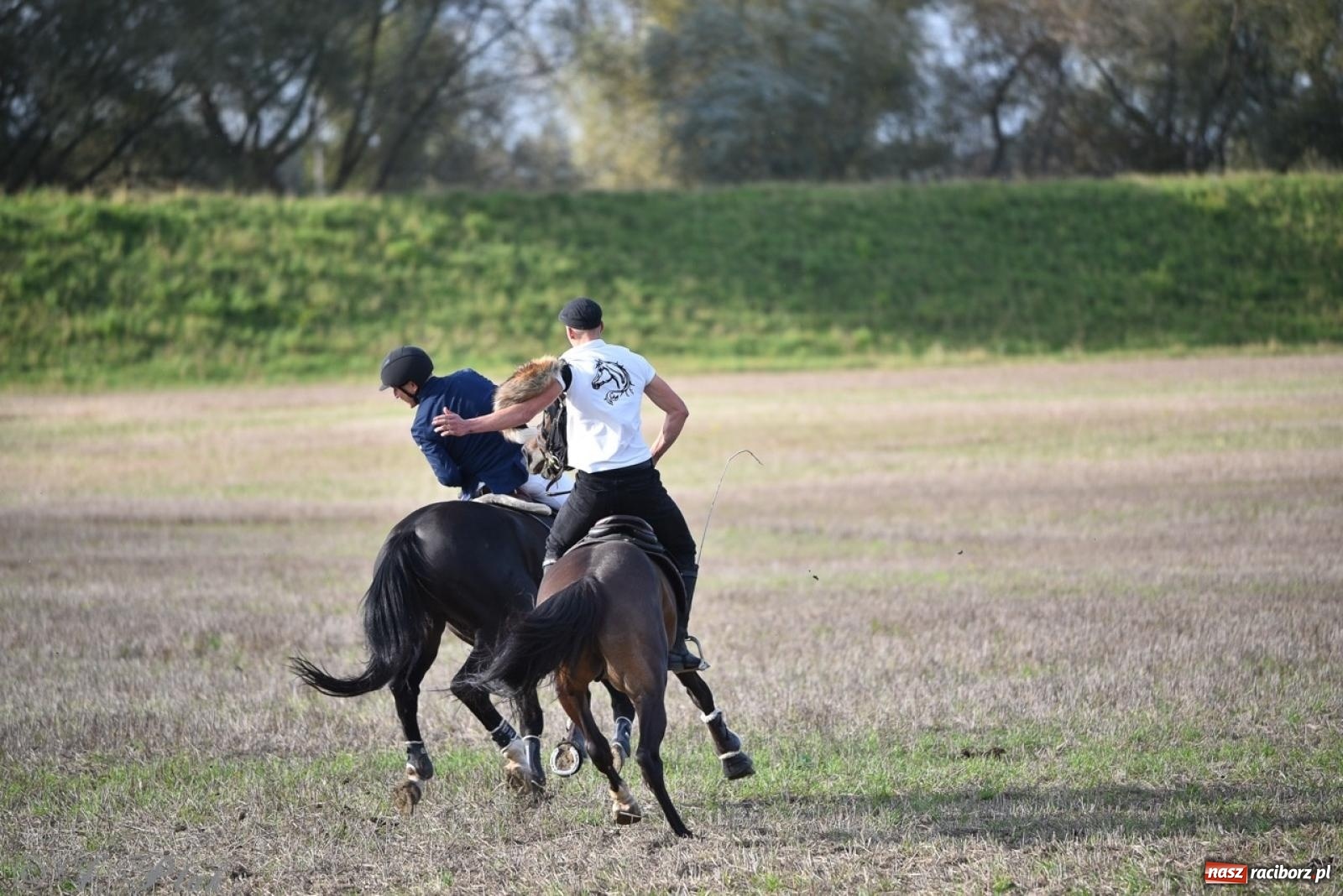 Zdjęcie w galerii na portalu naszraciborz.pl: Hubertus na Huzarskiej na bis – nie tylko tradycja, ale i pomoc dla Amelki [FOTO] wiadomości z regionu