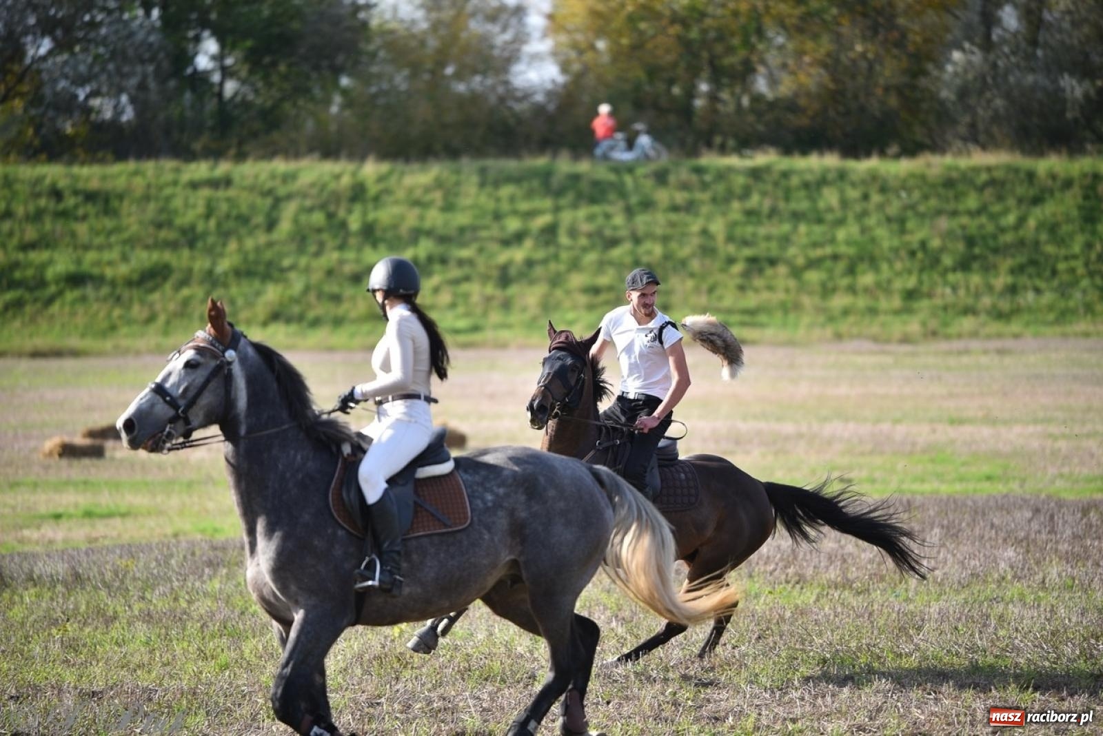 Zdjęcie w galerii na portalu naszraciborz.pl: Hubertus na Huzarskiej na bis – nie tylko tradycja, ale i pomoc dla Amelki [FOTO] wiadomości z regionu