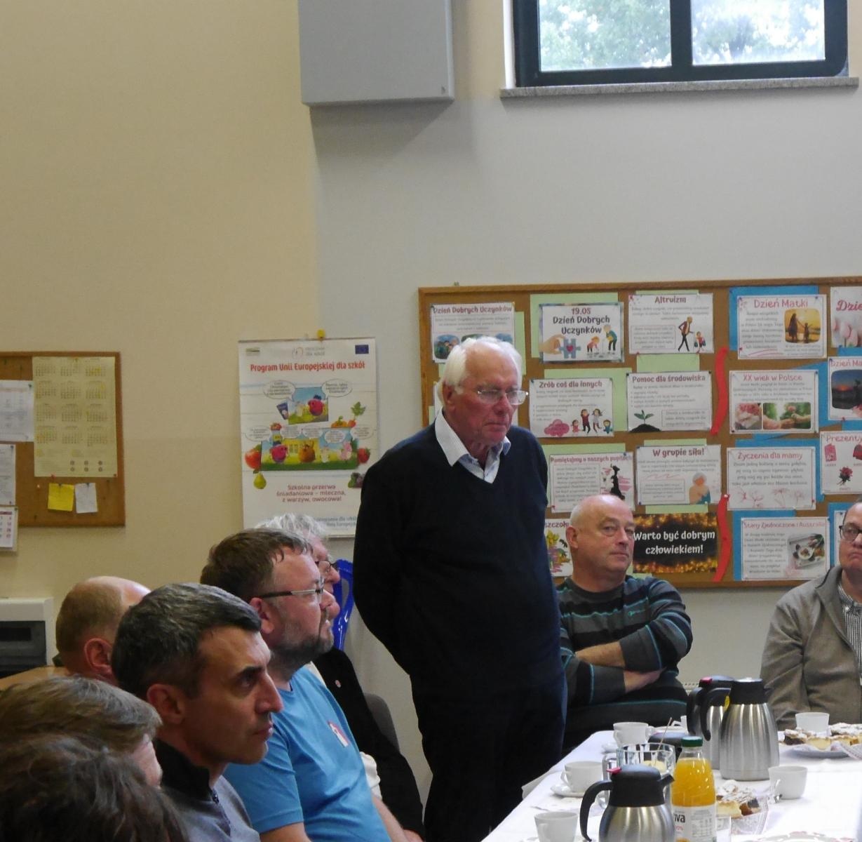 Zdjęcie w galerii na portalu naszraciborz.pl: Gość starostwa oddał hołd ofiarom Holocaustu z Raciborza wiadomości z regionu