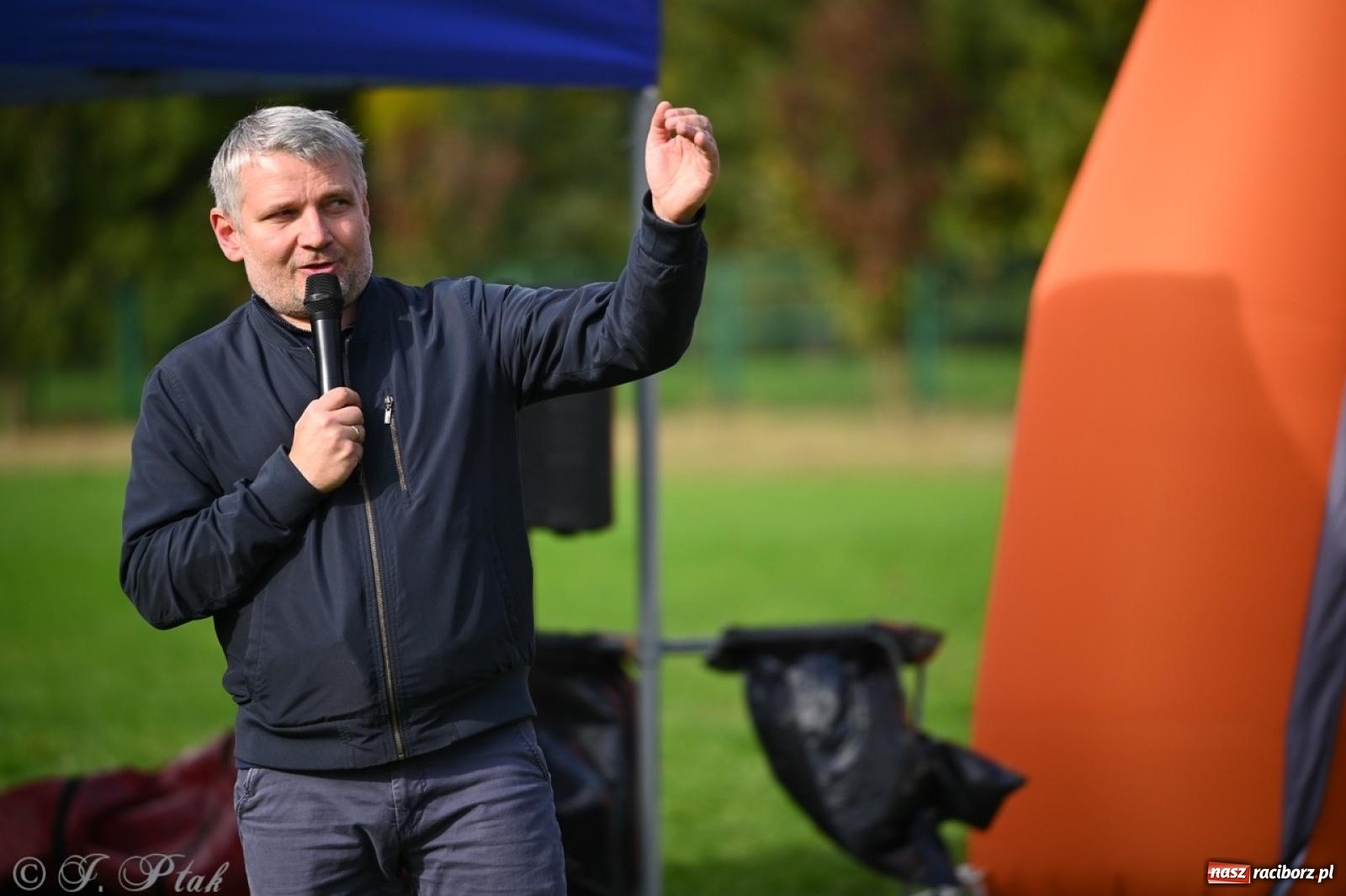 Zdjęcie w galerii na portalu naszraciborz.pl: Niedzielny dogtrekking. Bieg i spacer z psami wsparciem dla zwierząt OTOZ Animals wiadomości z regionu