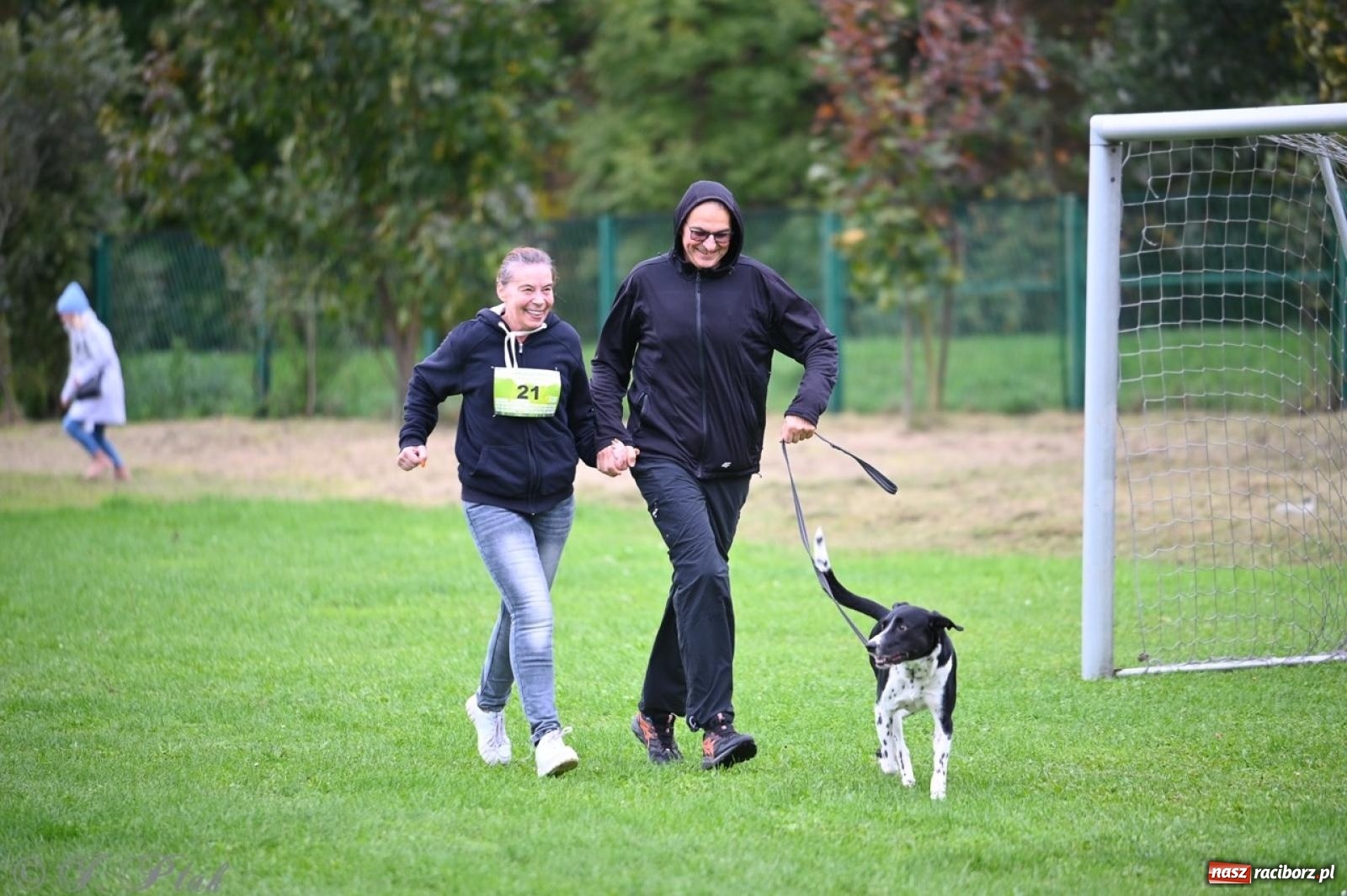 Zdjęcie w galerii na portalu naszraciborz.pl: Niedzielny dogtrekking. Bieg i spacer z psami wsparciem dla zwierząt OTOZ Animals wiadomości z regionu