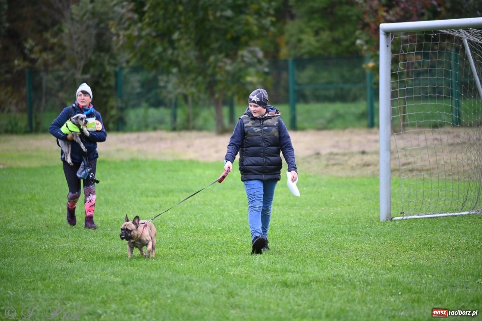 Zdjęcie w galerii na portalu naszraciborz.pl: Niedzielny dogtrekking. Bieg i spacer z psami wsparciem dla zwierząt OTOZ Animals wiadomości z regionu