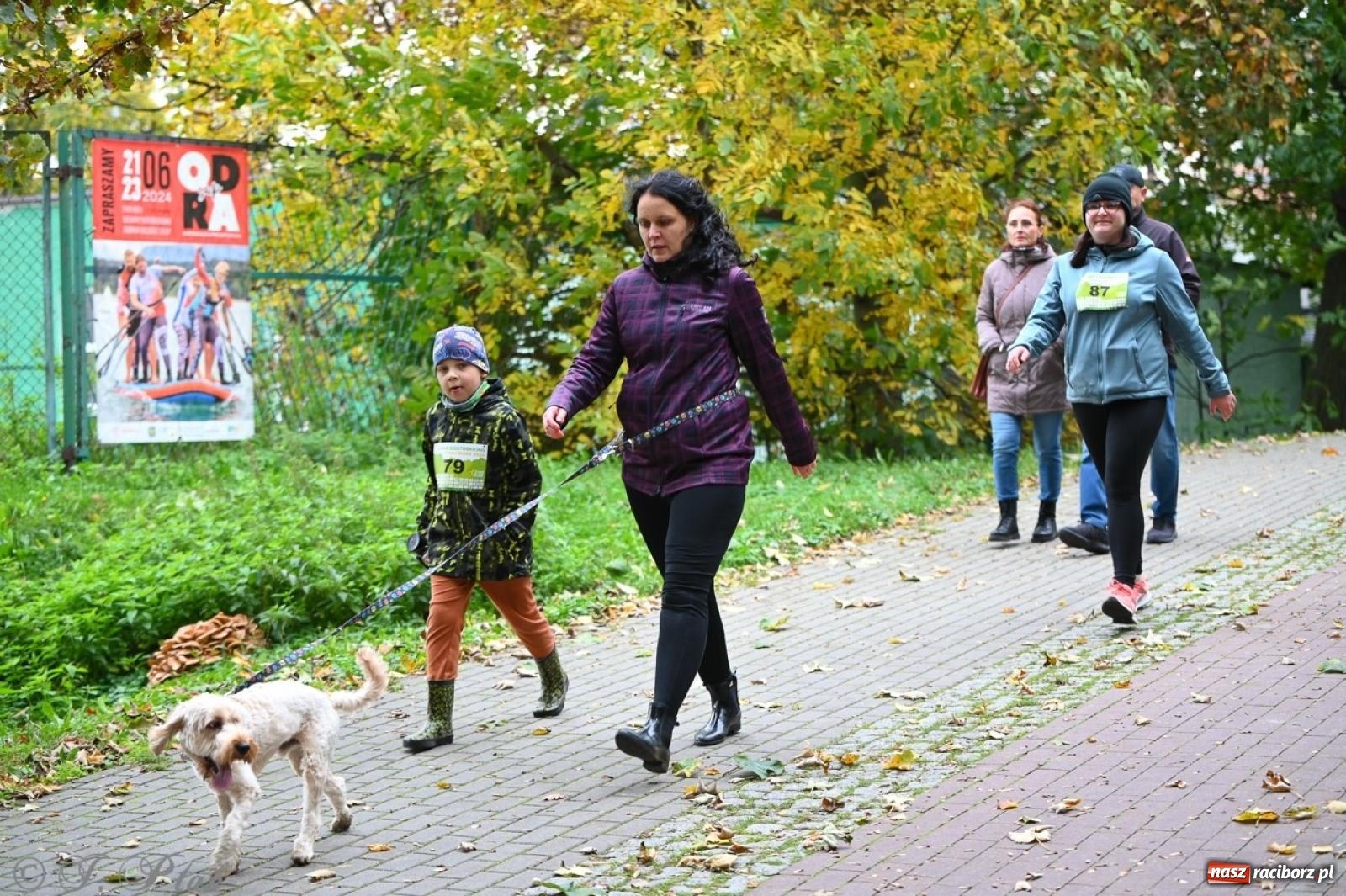 Zdjęcie w galerii na portalu naszraciborz.pl: Niedzielny dogtrekking. Bieg i spacer z psami wsparciem dla zwierząt OTOZ Animals wiadomości z regionu