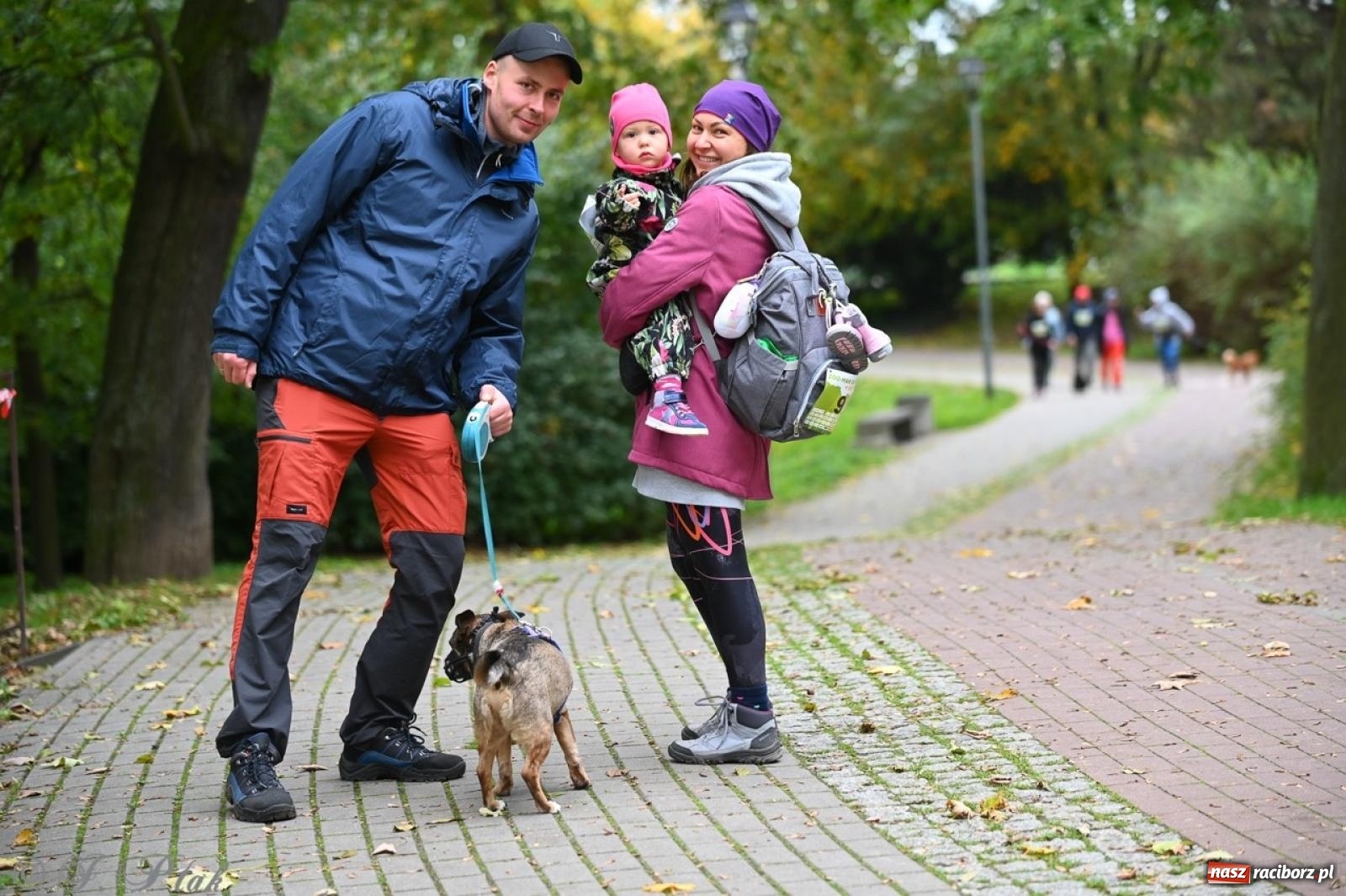 Zdjęcie w galerii na portalu naszraciborz.pl: Niedzielny dogtrekking. Bieg i spacer z psami wsparciem dla zwierząt OTOZ Animals wiadomości z regionu