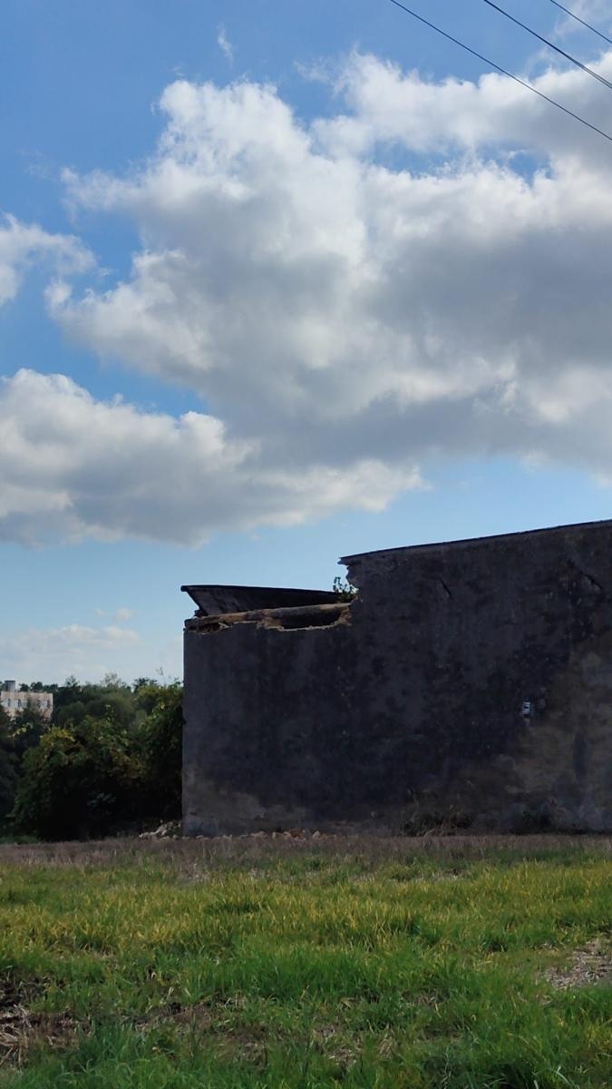 Zdjęcie w galerii na portalu naszraciborz.pl: W Krzanowicach zawalił się dach stodoły wiadomości z regionu