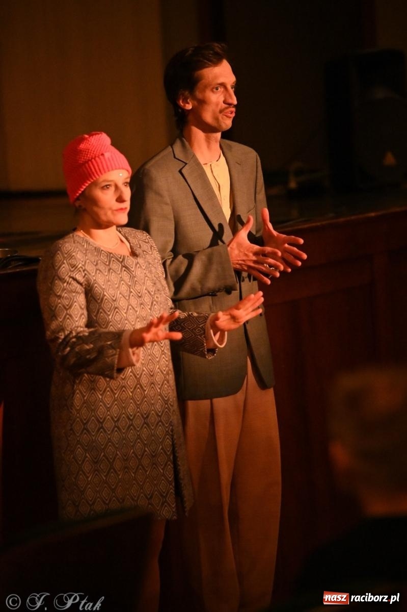 Zdjęcie w galerii na portalu naszraciborz.pl: NIE TAK TY – spektakl Kolektywu KEJOS w RCK wiadomości z regionu