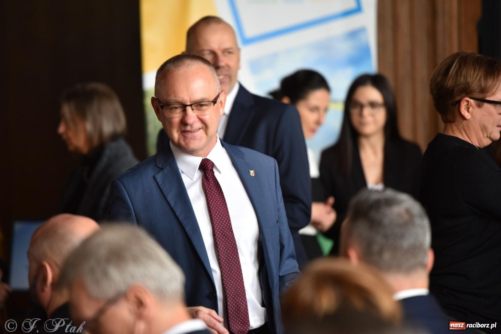 Zdjęcie w galerii na portalu naszraciborz.pl: Powiatowy Dzień Edukacji Narodowej w I LO [FOTO] wiadomości z regionu