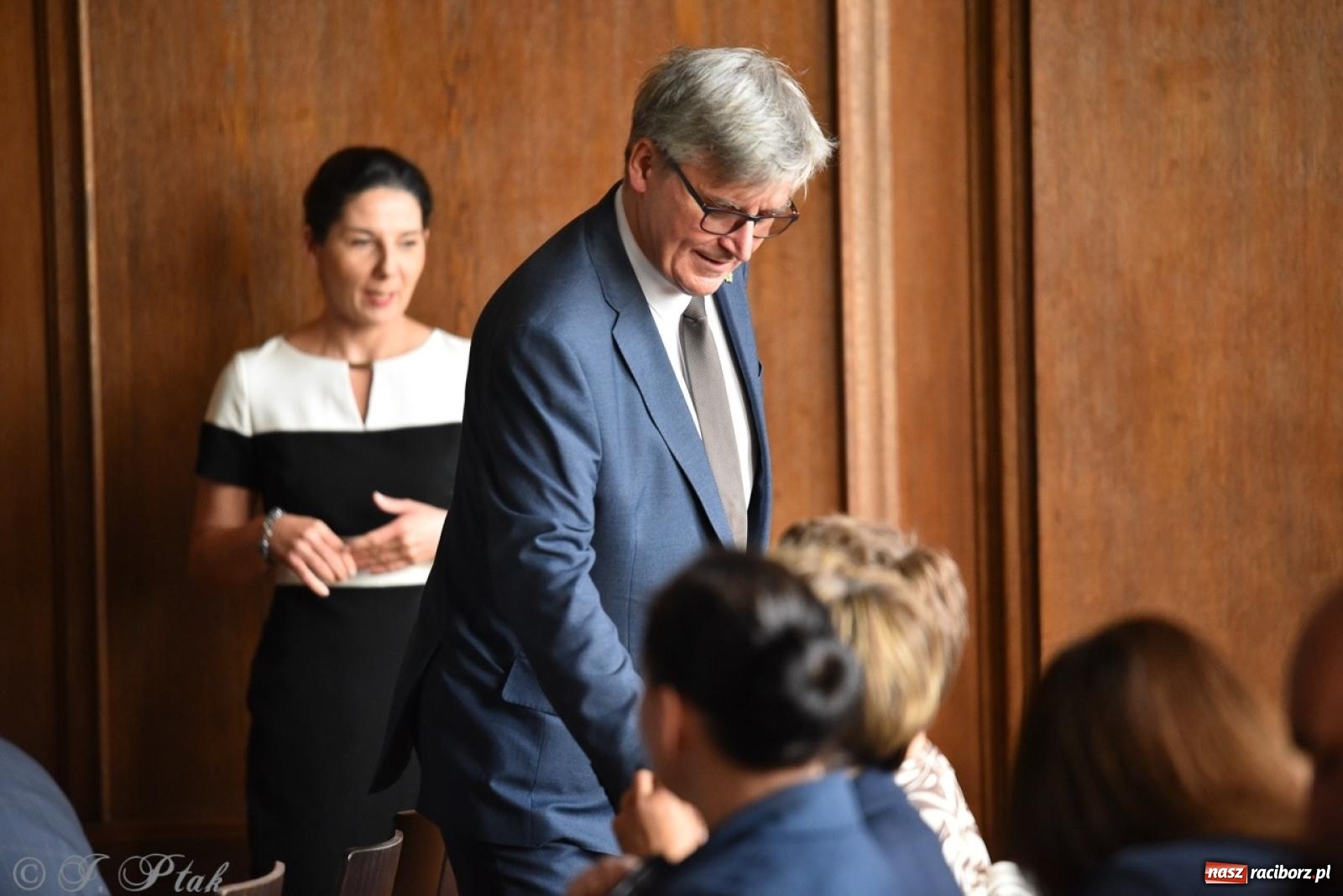 Zdjęcie w galerii na portalu naszraciborz.pl: Powiatowy Dzień Edukacji Narodowej w I LO [FOTO] wiadomości z regionu