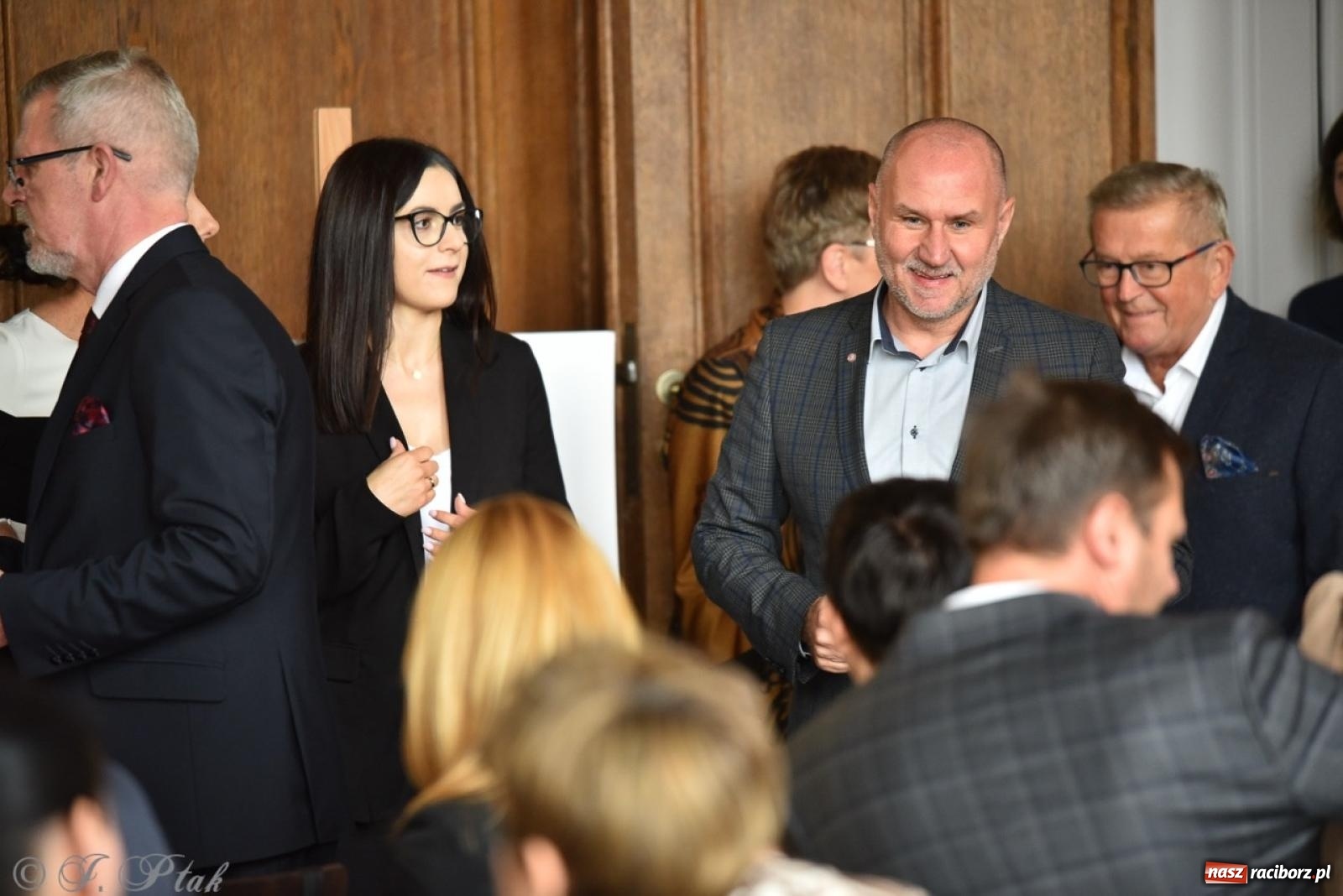 Zdjęcie w galerii na portalu naszraciborz.pl: Powiatowy Dzień Edukacji Narodowej w I LO [FOTO] wiadomości z regionu