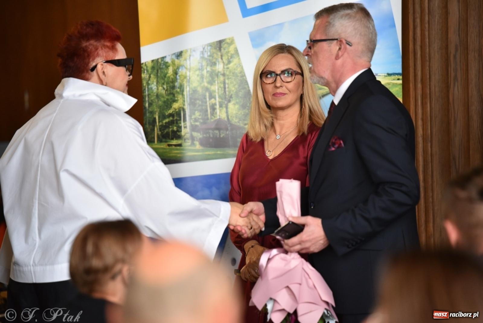 Zdjęcie w galerii na portalu naszraciborz.pl: Powiatowy Dzień Edukacji Narodowej w I LO [FOTO] wiadomości z regionu