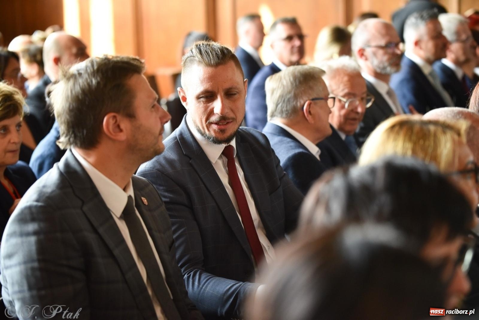 Zdjęcie w galerii na portalu naszraciborz.pl: Powiatowy Dzień Edukacji Narodowej w I LO [FOTO] wiadomości z regionu