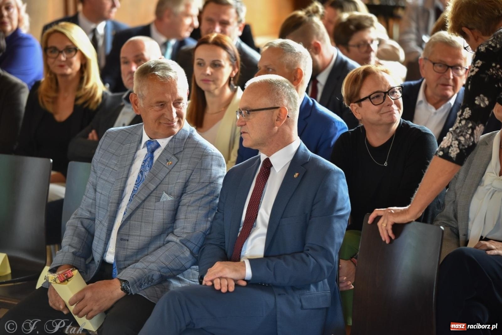 Zdjęcie w galerii na portalu naszraciborz.pl: Powiatowy Dzień Edukacji Narodowej w I LO [FOTO] wiadomości z regionu
