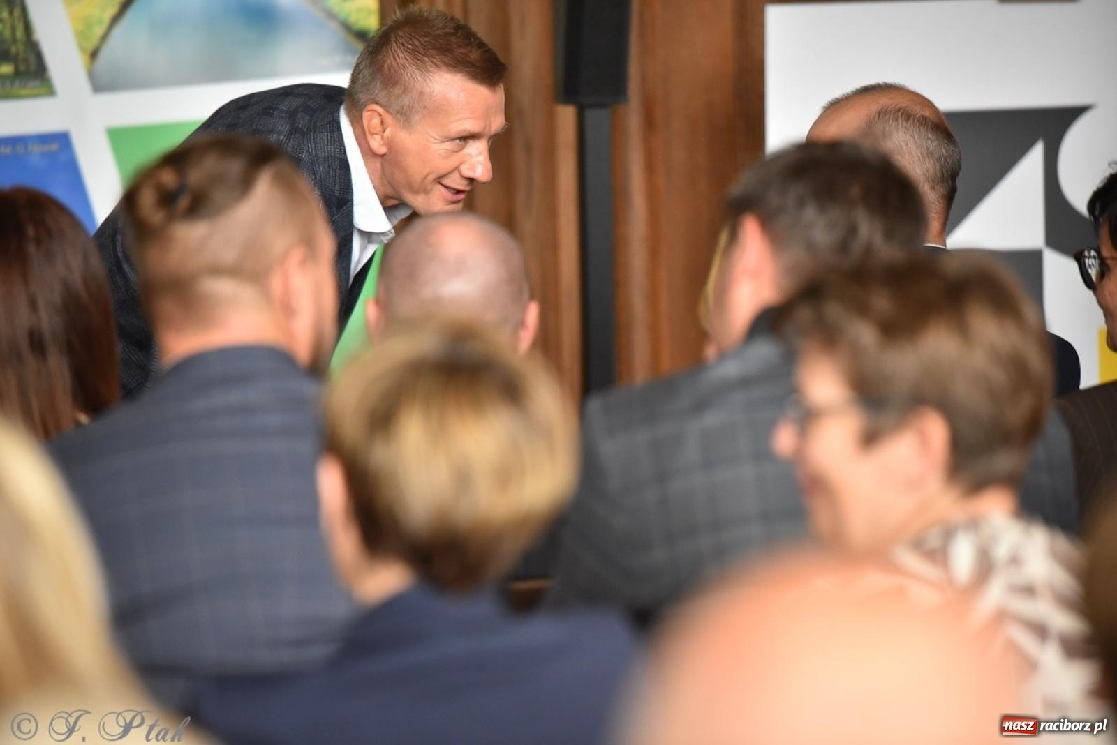 Zdjęcie w galerii na portalu naszraciborz.pl: Powiatowy Dzień Edukacji Narodowej w I LO [FOTO] wiadomości z regionu