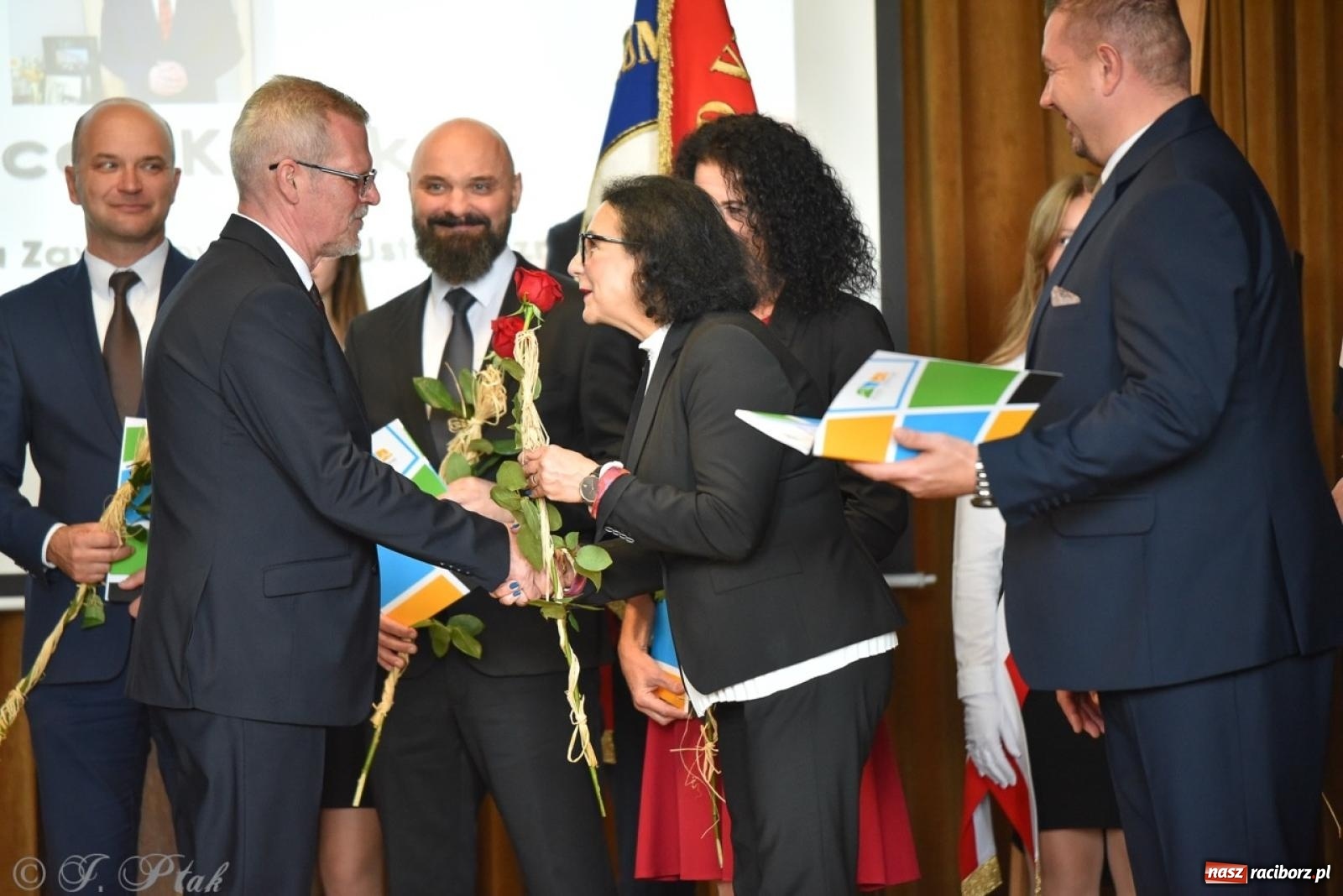 Zdjęcie w galerii na portalu naszraciborz.pl: Powiatowy Dzień Edukacji Narodowej w I LO [FOTO] wiadomości z regionu