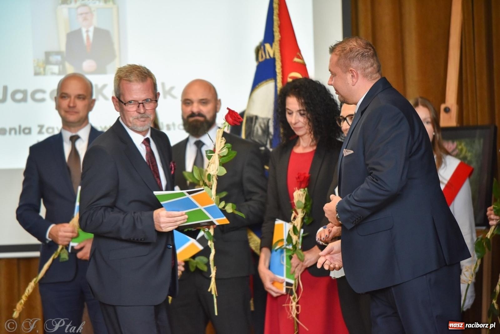 Zdjęcie w galerii na portalu naszraciborz.pl: Powiatowy Dzień Edukacji Narodowej w I LO [FOTO] wiadomości z regionu