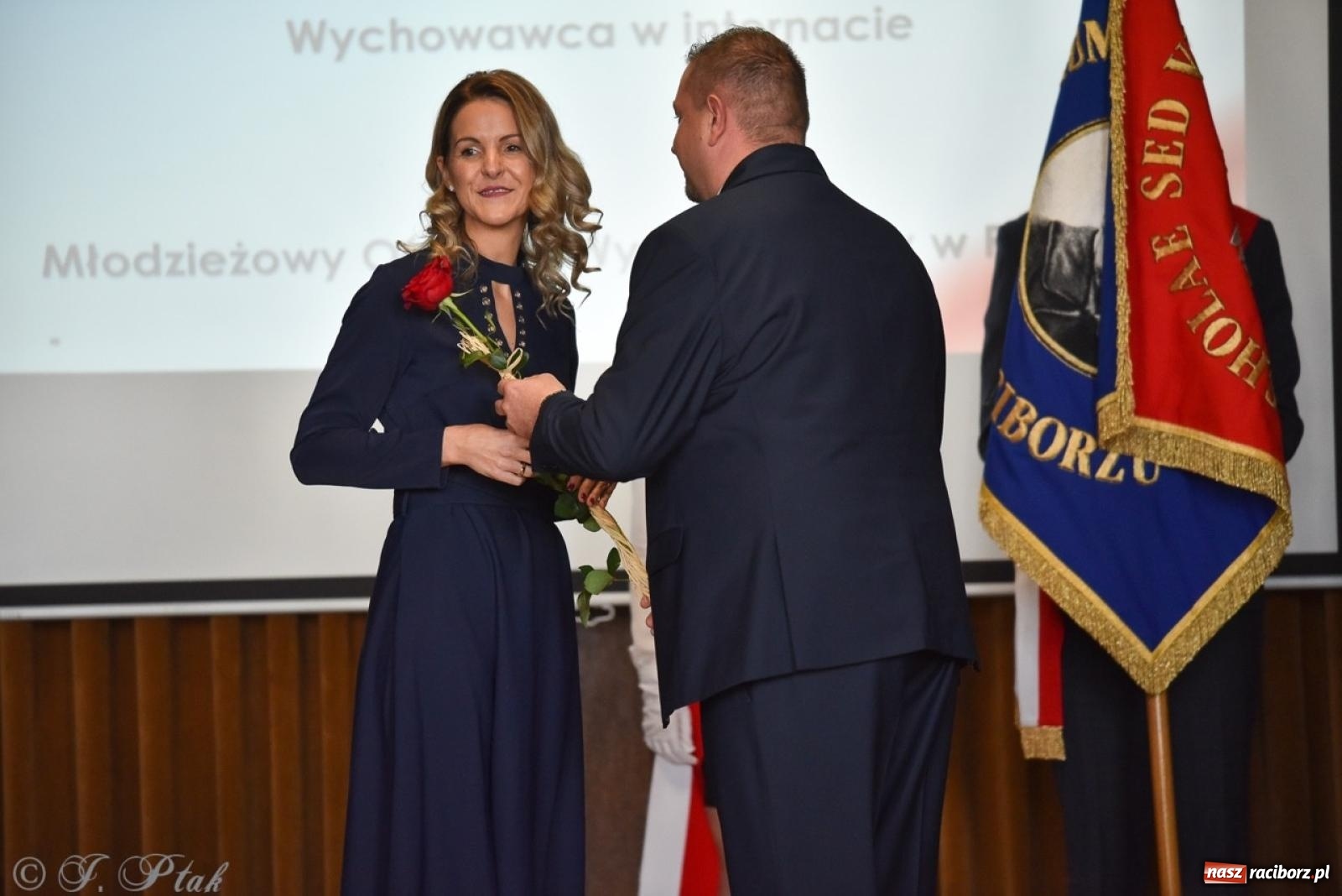 Zdjęcie w galerii na portalu naszraciborz.pl: Powiatowy Dzień Edukacji Narodowej w I LO [FOTO] wiadomości z regionu