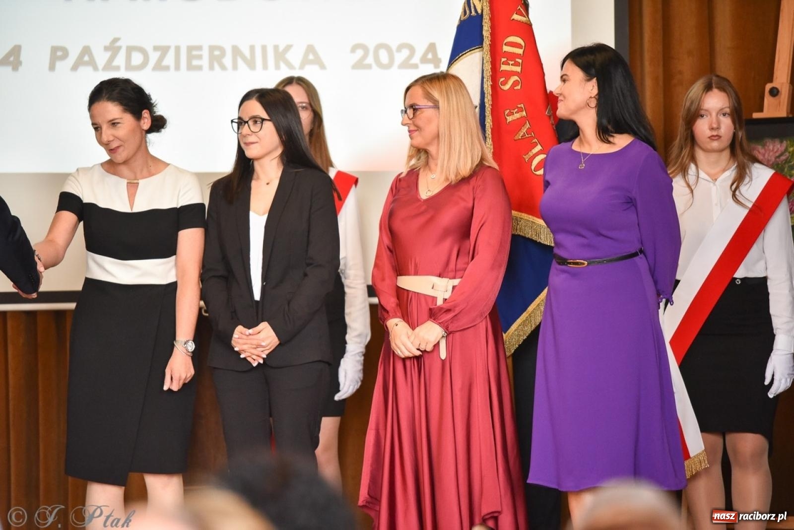 Zdjęcie w galerii na portalu naszraciborz.pl: Powiatowy Dzień Edukacji Narodowej w I LO [FOTO] wiadomości z regionu