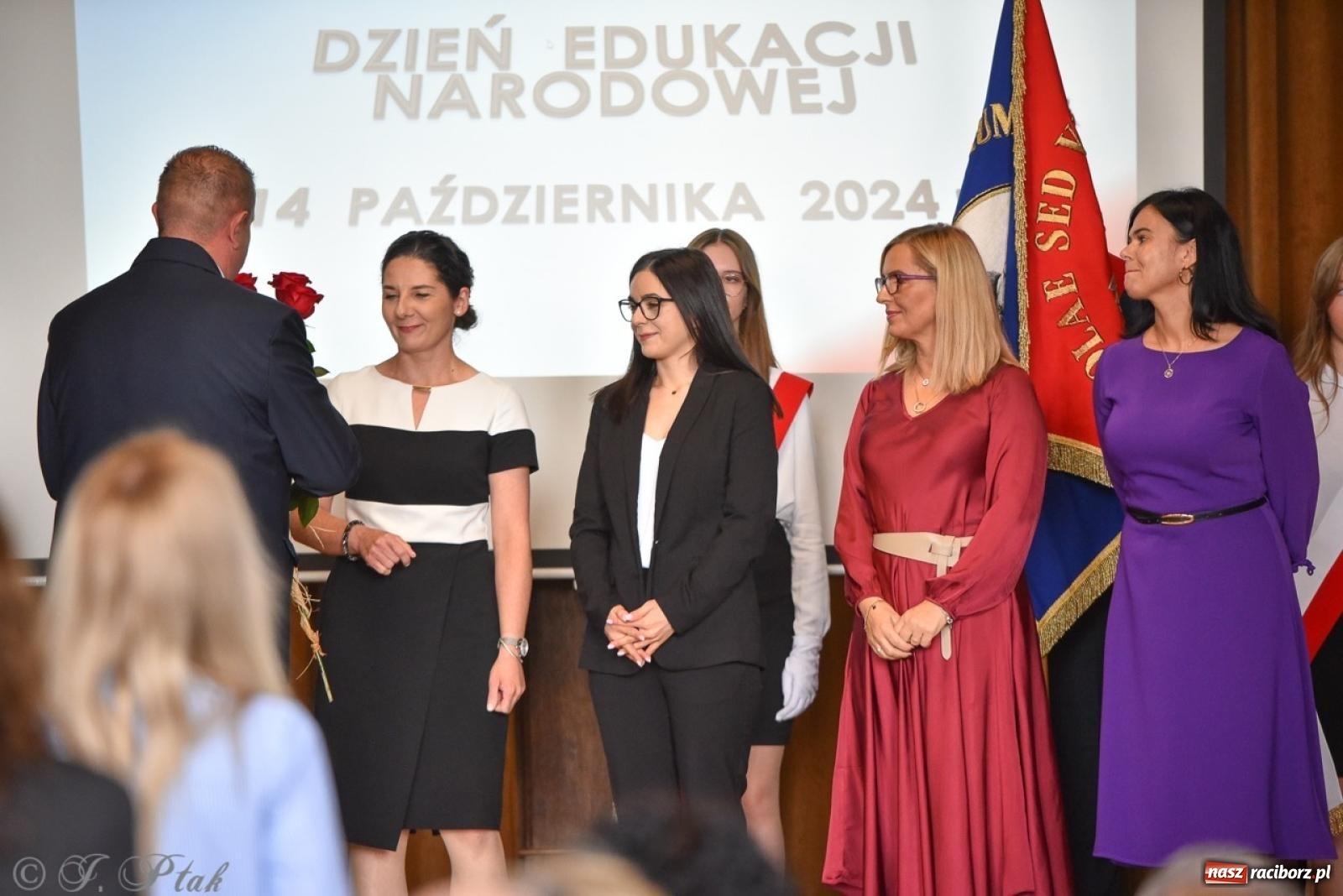 Zdjęcie w galerii na portalu naszraciborz.pl: Powiatowy Dzień Edukacji Narodowej w I LO [FOTO] wiadomości z regionu